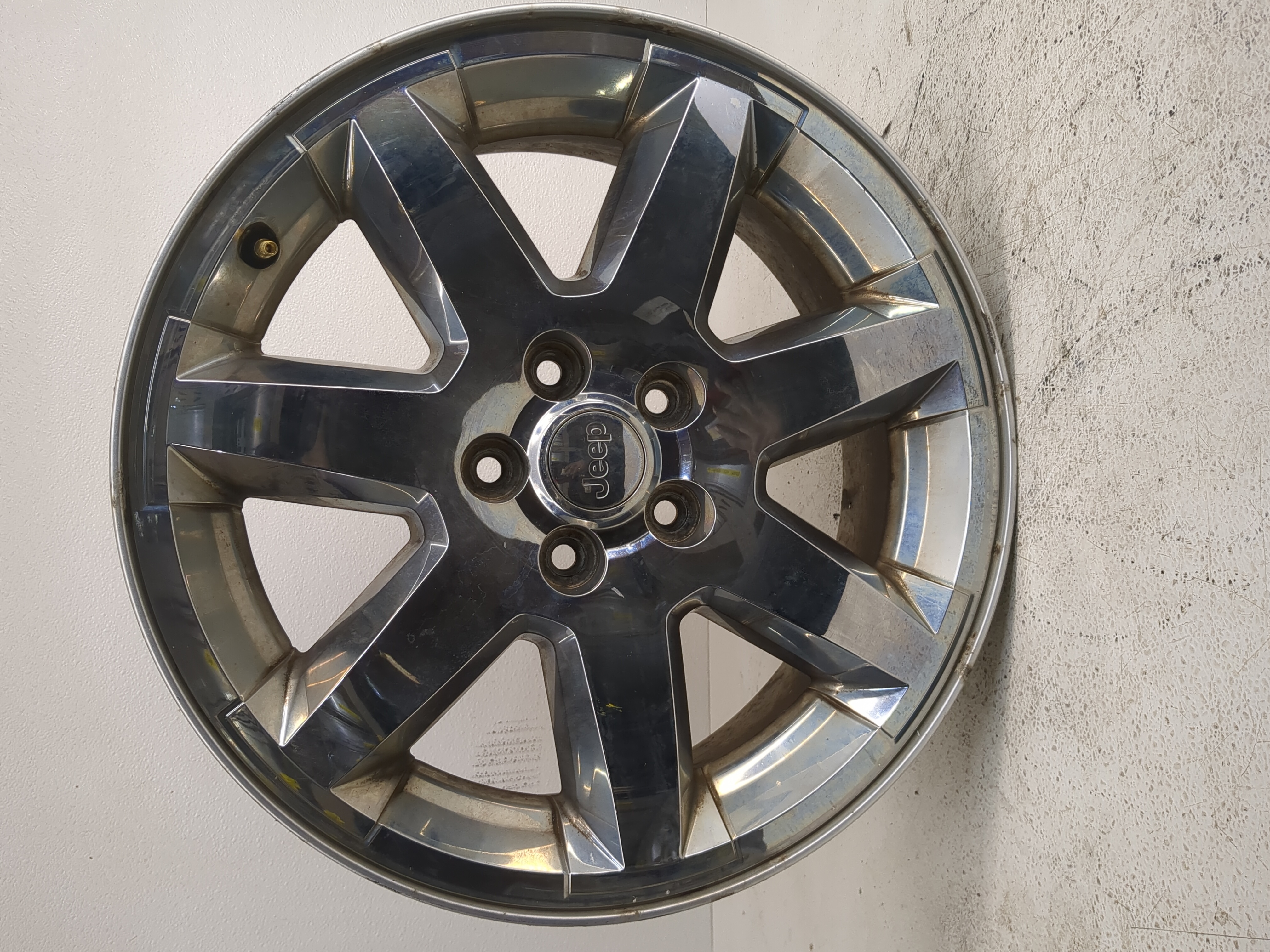 2008-2012 Jeep Liberty Oem Wheel Rim 1199322 - Oemusedautoparts1.com