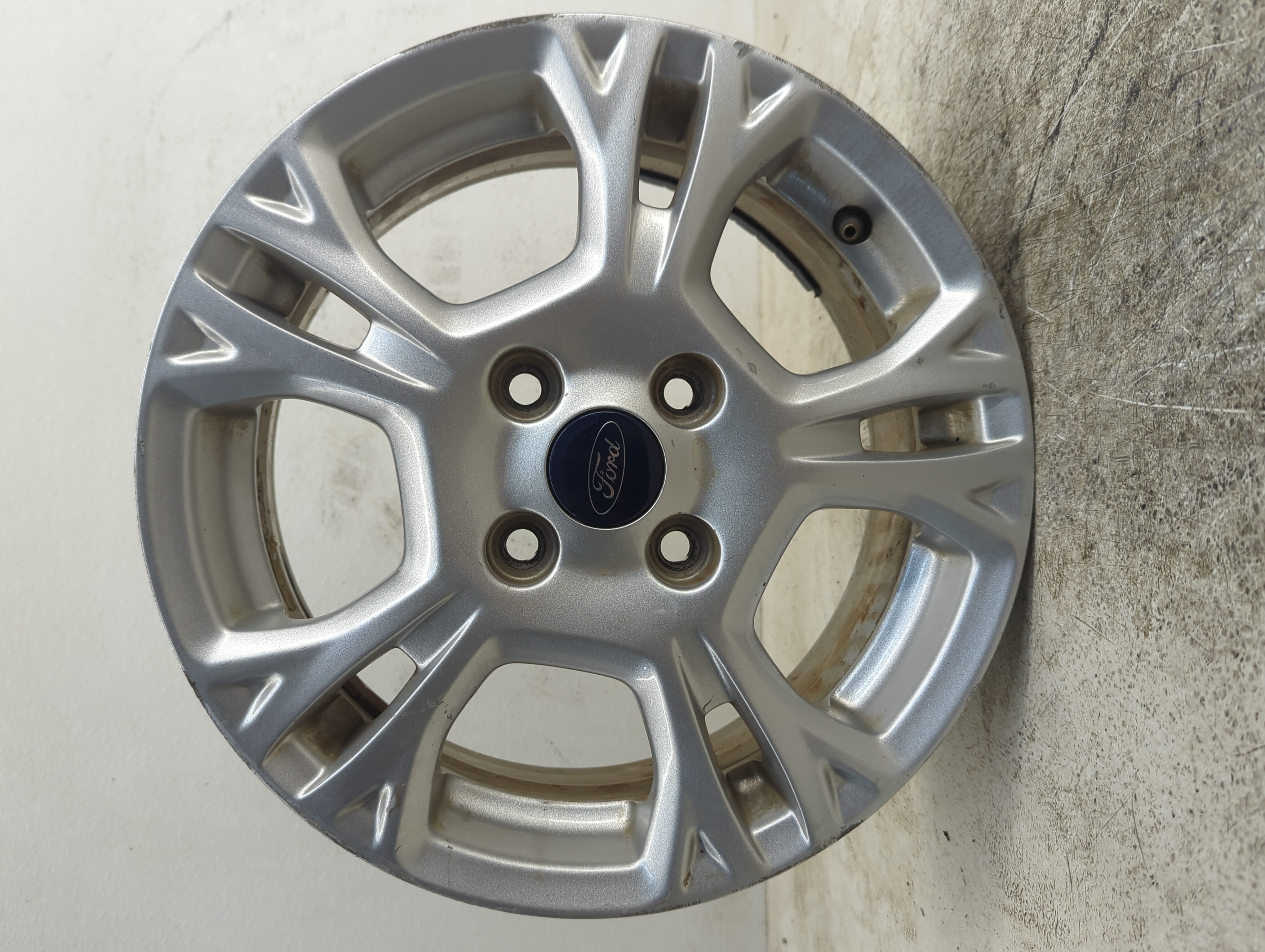 2014-2016 Ford Fiesta Oem Wheel Rim 1200704 - Oemusedautoparts1.com