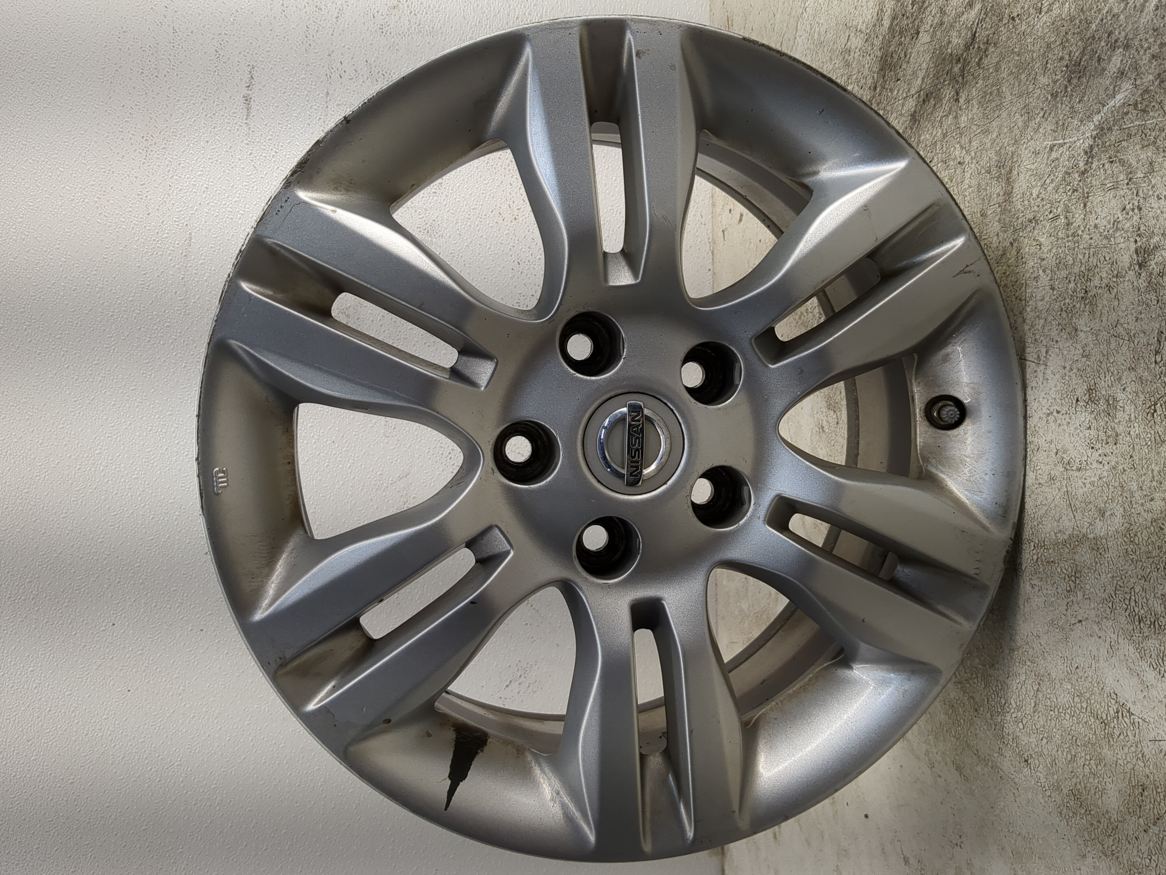 2010-2013 Nissan Altima Oem Wheel Rim 1200765 - Oemusedautoparts1.com