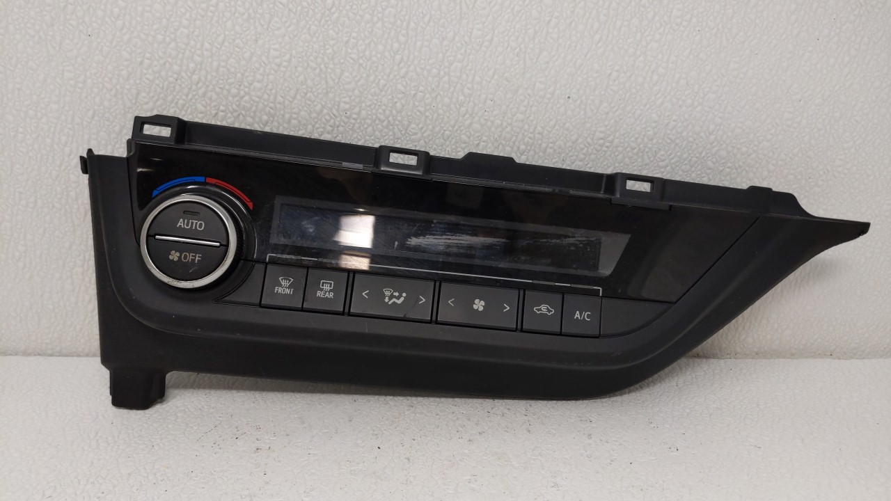 Picture of 2014-2016 Toyota Corolla Ac Heater Climate Control 55406-02470 120093