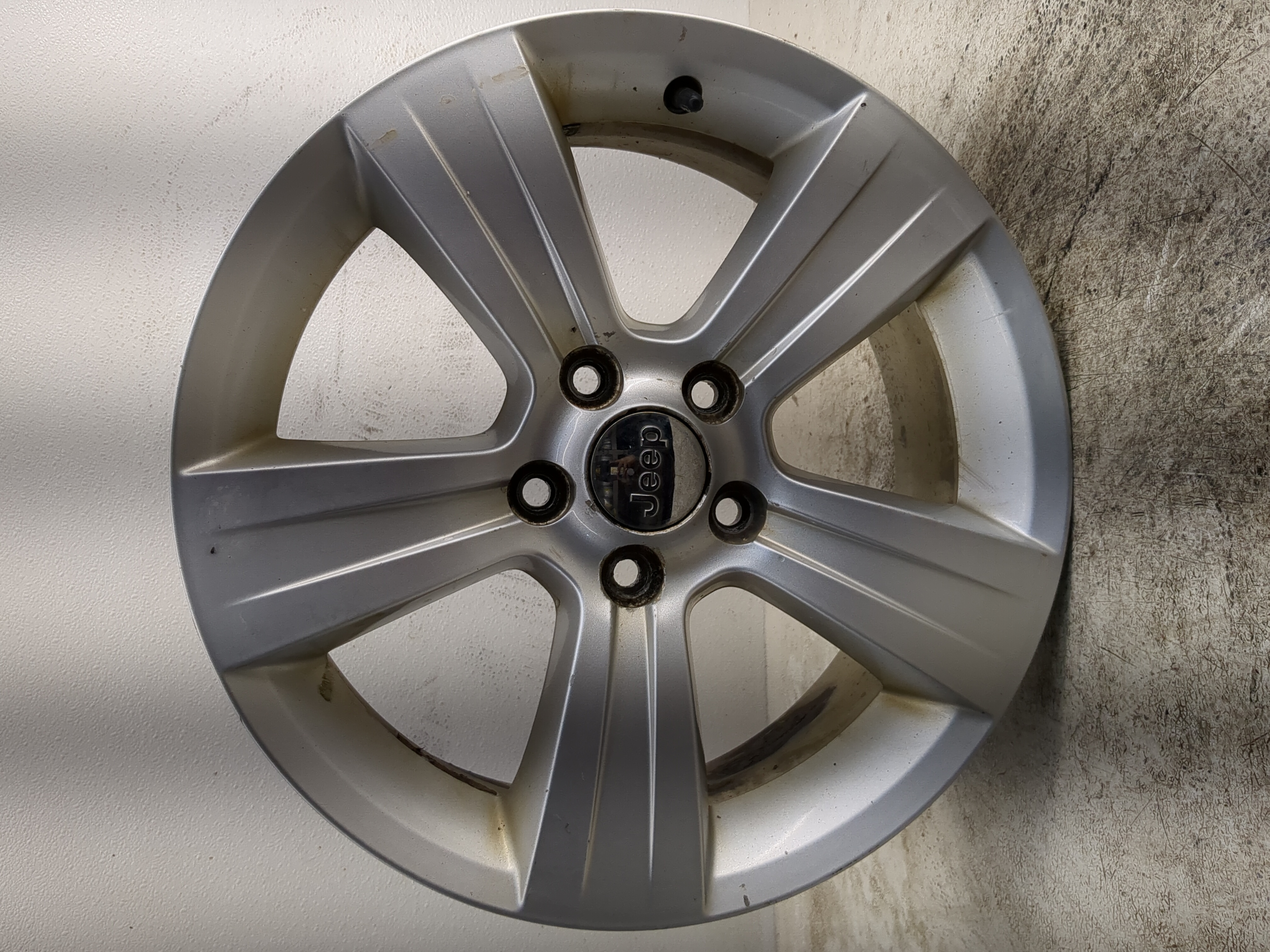 2011-2017 Jeep Compass Oem Wheel Rim 1201015 - Oemusedautoparts1.com