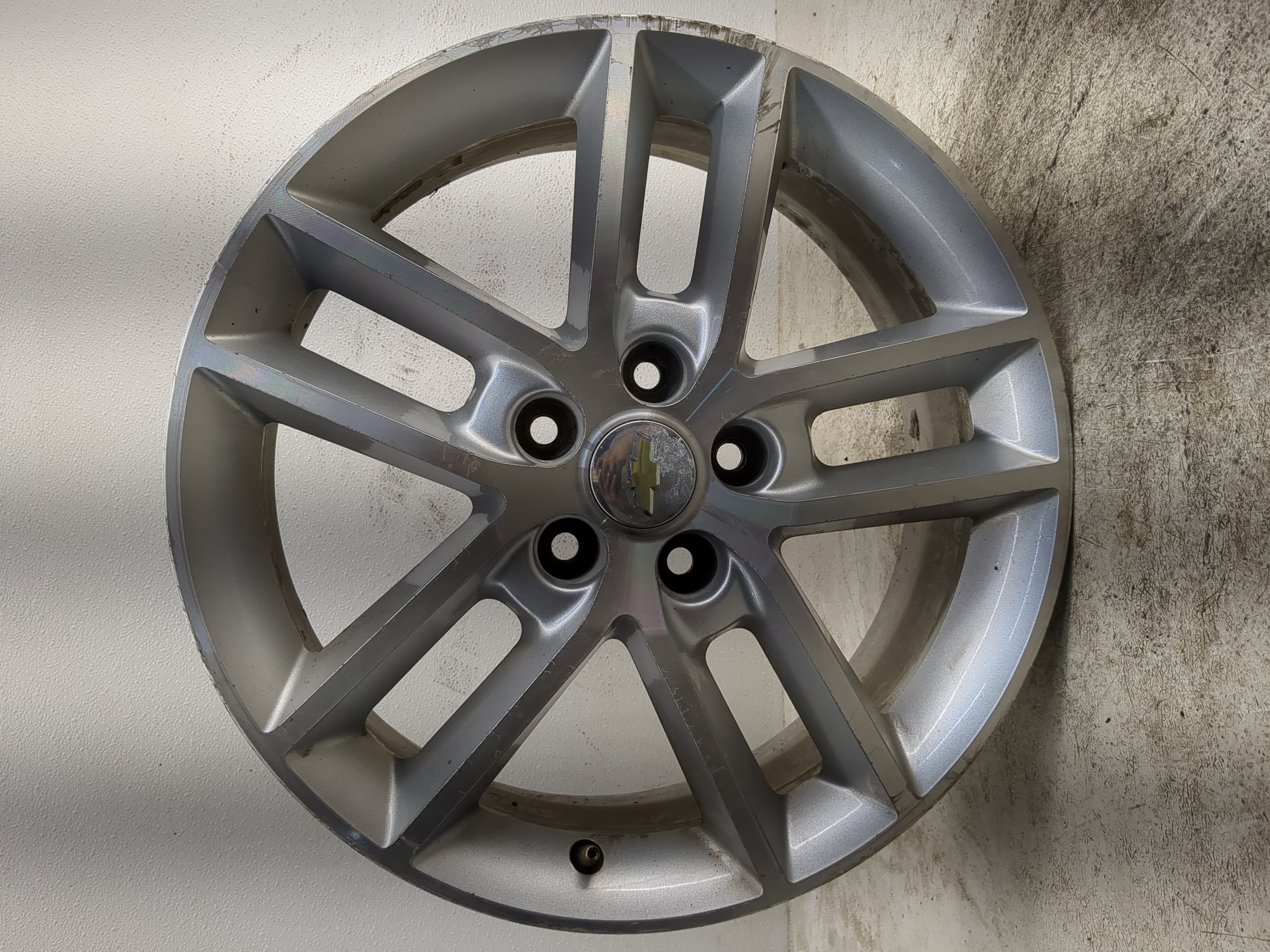 2008-2016 Chevrolet Impala Oem Wheel Rim 1201187 - Oemusedautoparts1.com