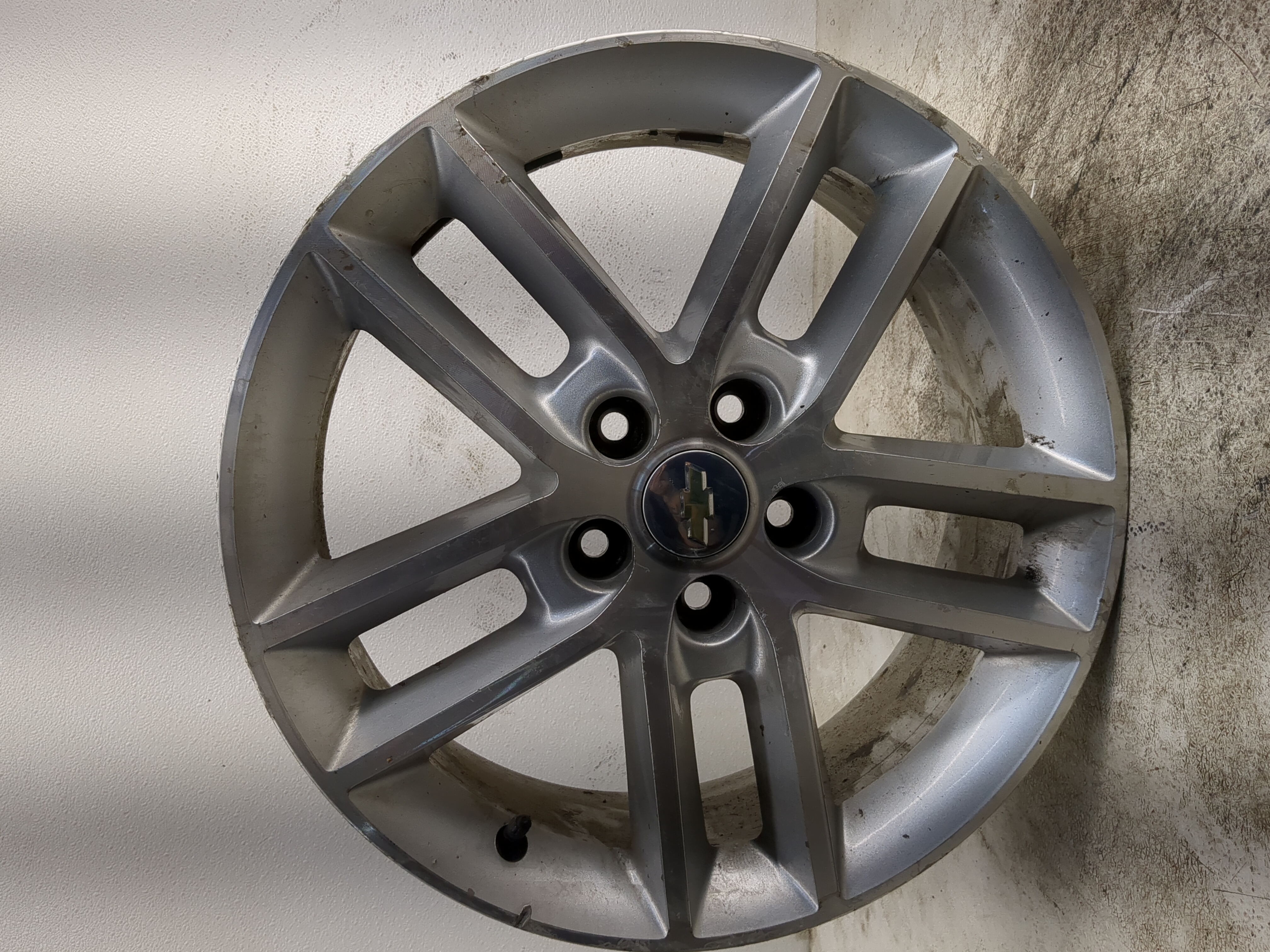 2008-2016 Chevrolet Impala Oem Wheel Rim 1201190 - Oemusedautoparts1.com