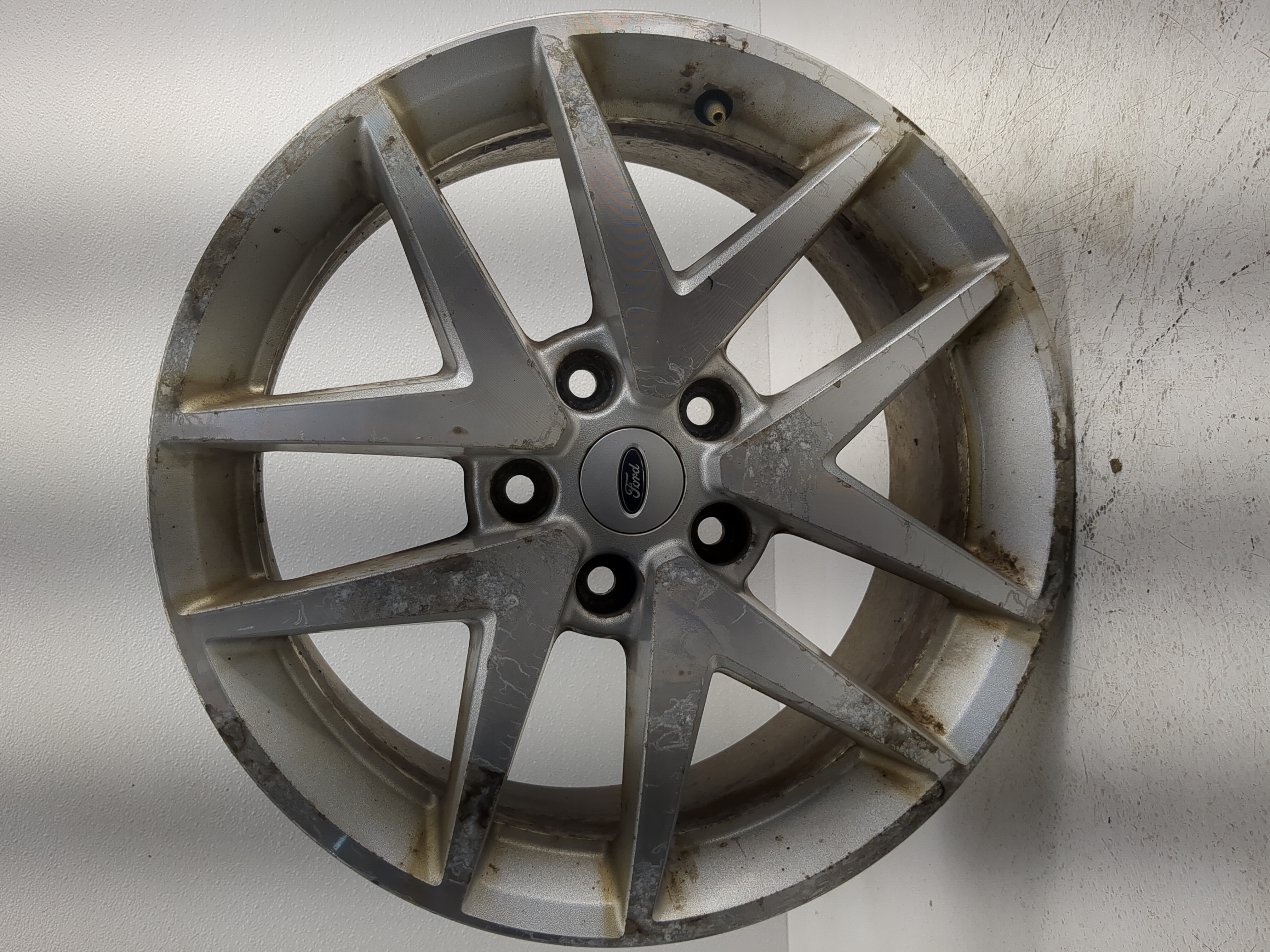 Picture of 2010-2012 Ford Fusion Oem Wheel Rim 1203065