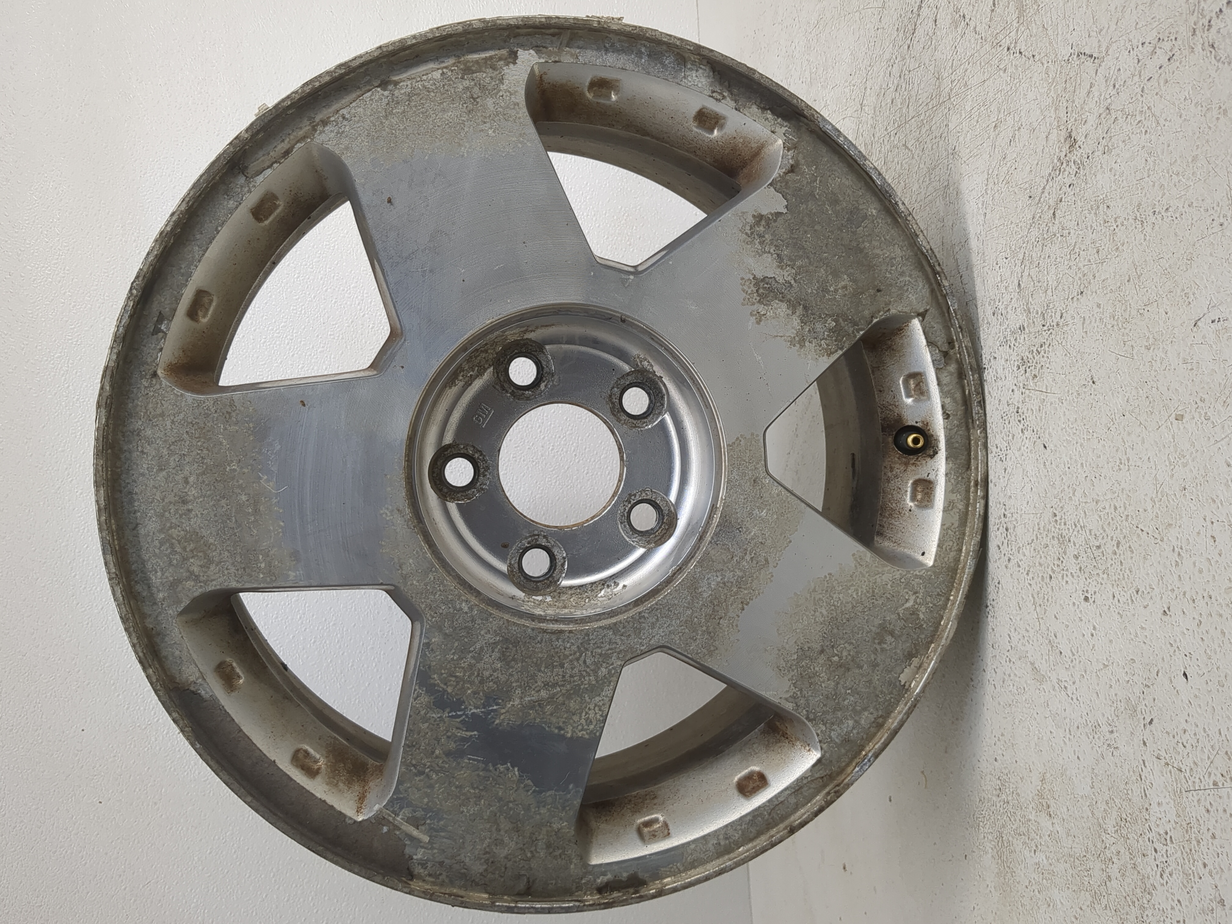 Picture of 2004-2007 Saturn Vue Oem Wheel Rim 1203085