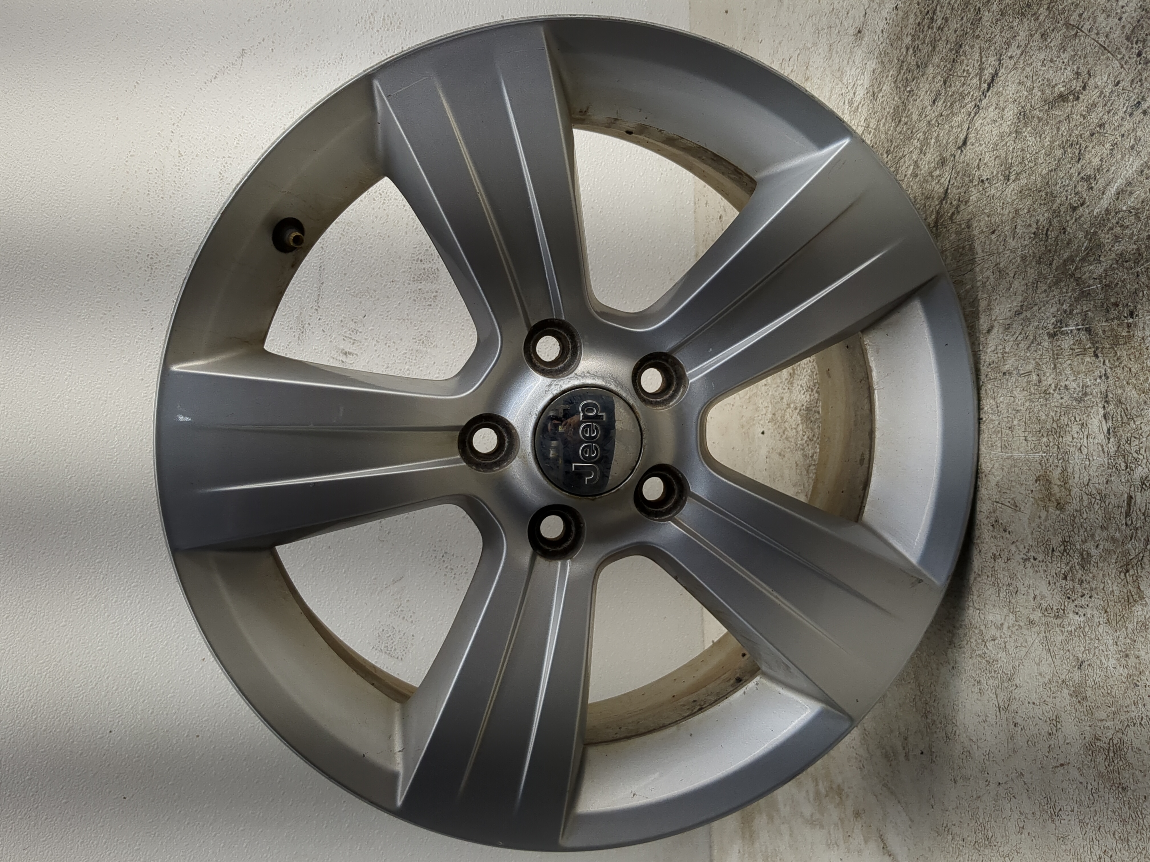 2011-2017 Jeep Compass Oem Wheel Rim 1204961 - Oemusedautoparts1.com