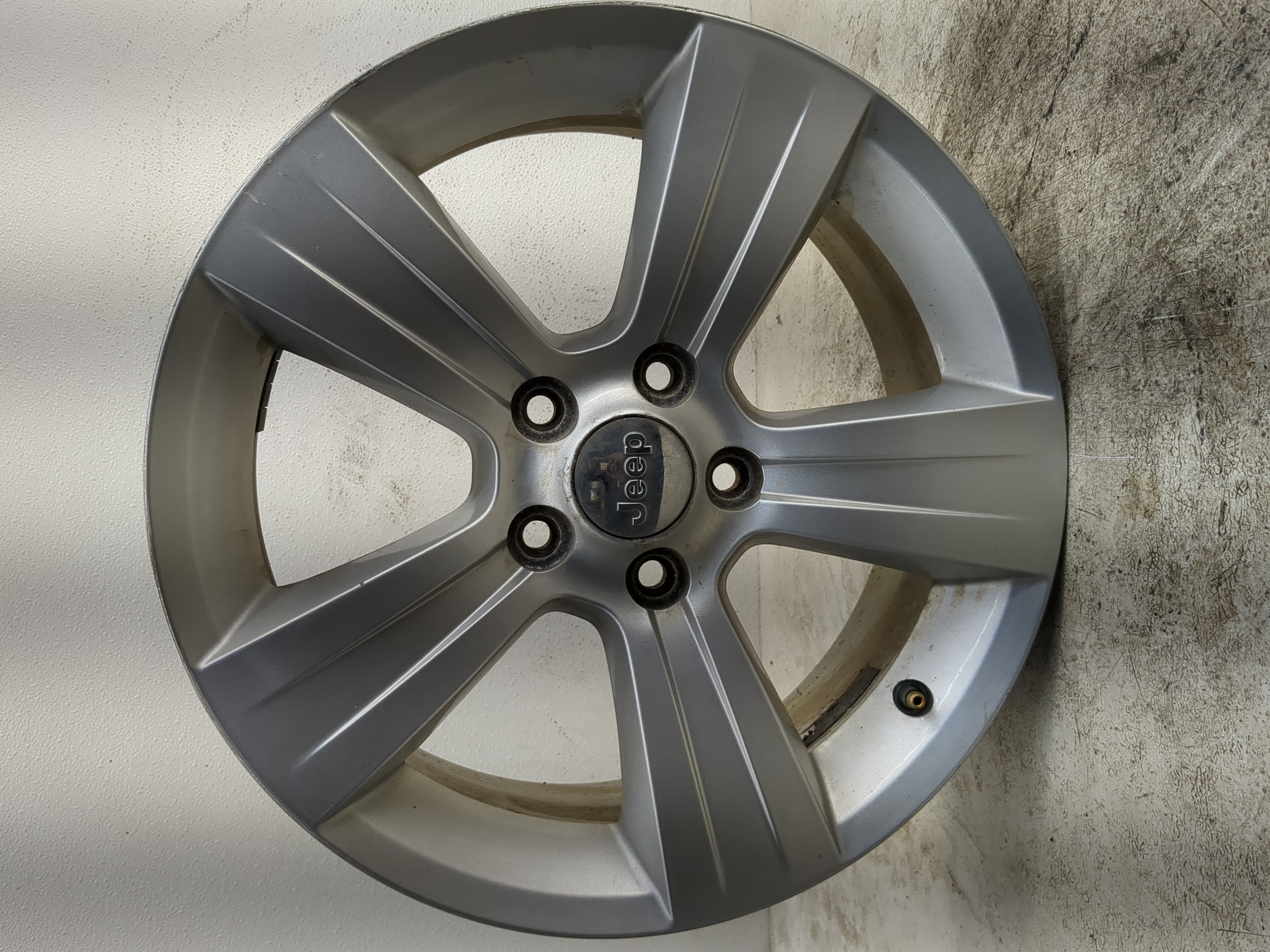 2011-2017 Jeep Compass Oem Wheel Rim 1204963 - Oemusedautoparts1.com
