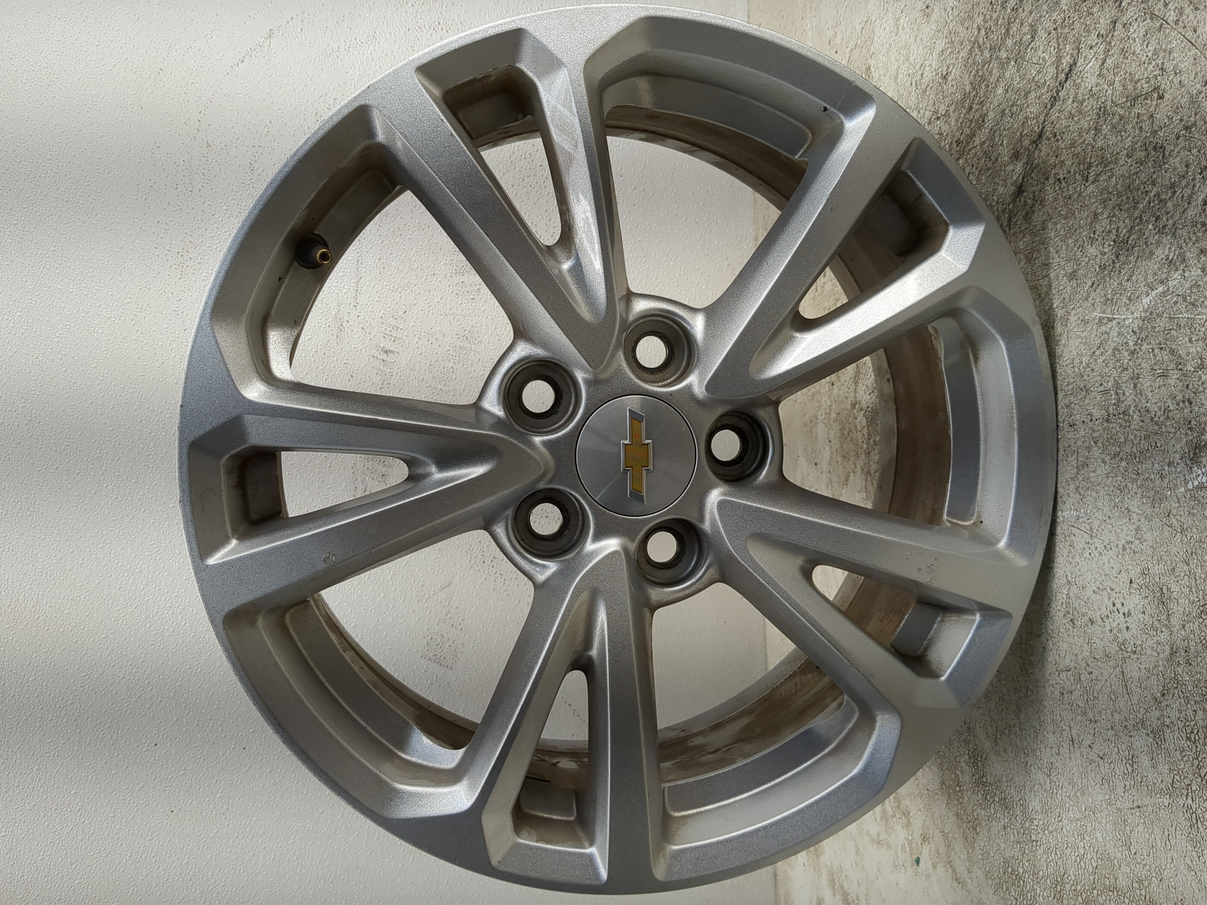 2016-2017 Chevrolet Equinox Oem Wheel Rim 1205014 - Oemusedautoparts1.com