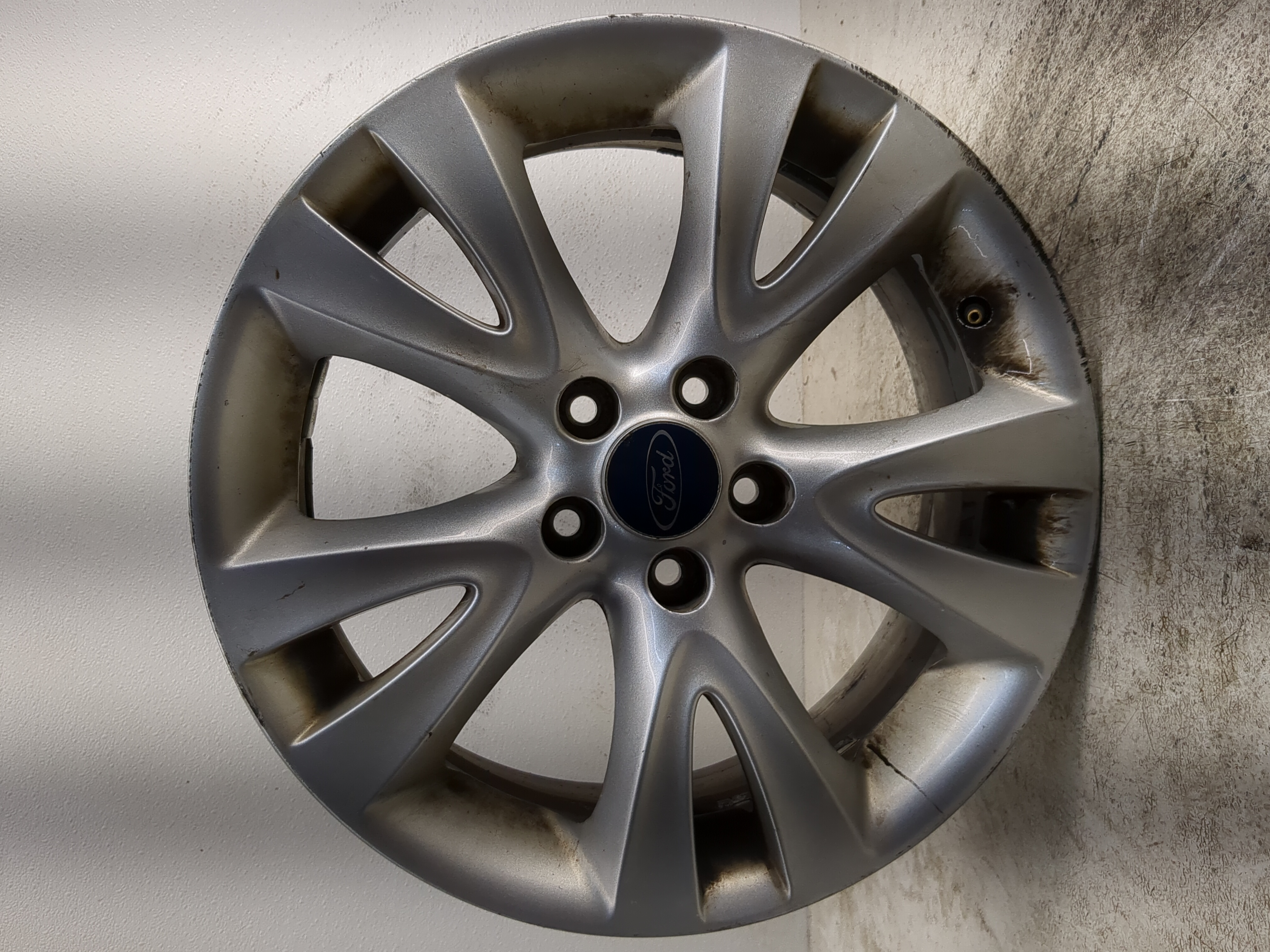 2010-2012 Ford Taurus Oem Wheel Rim 1205025 - Oemusedautoparts1.com