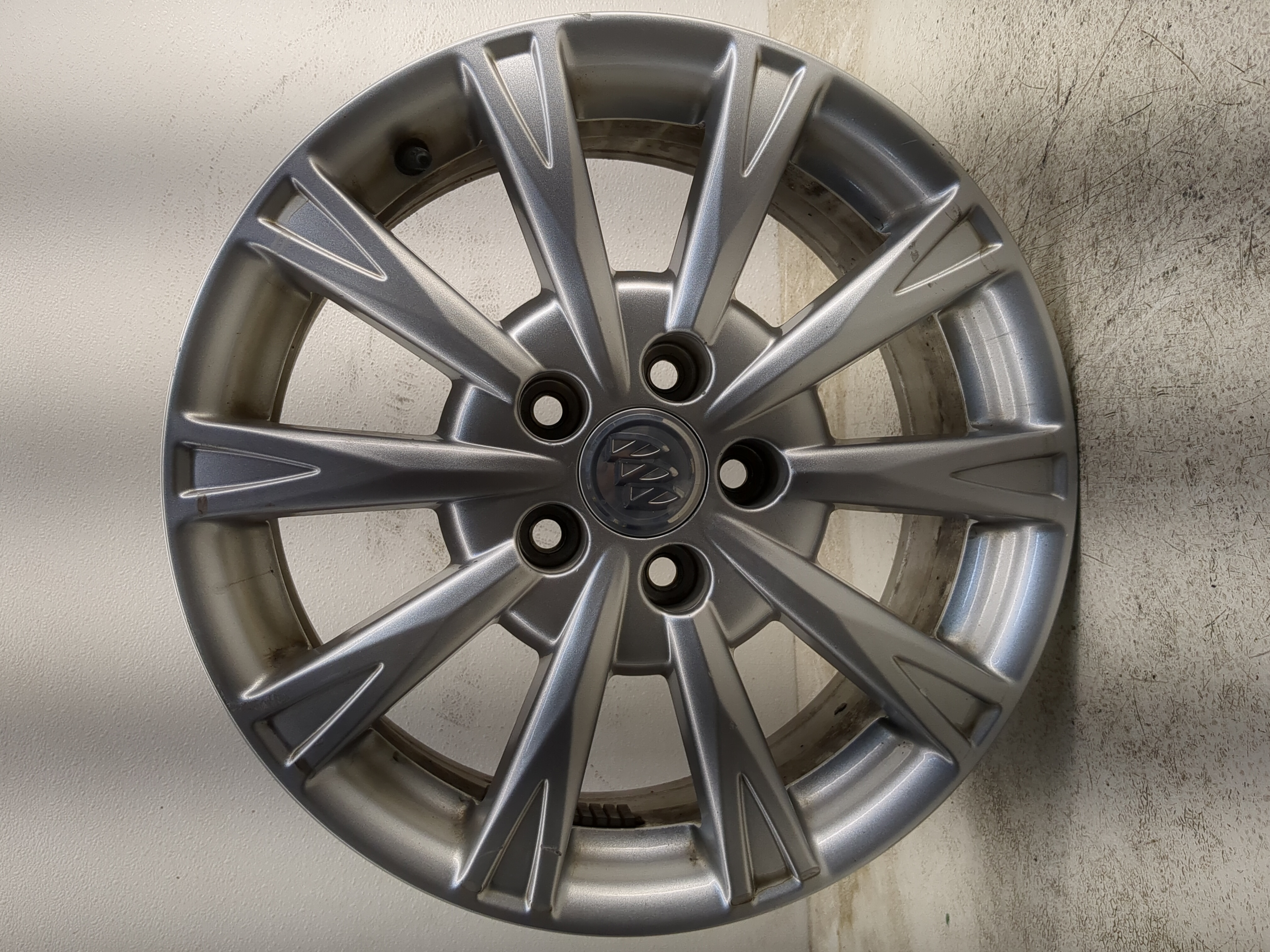 Picture of 2009-2011 Buick Lucerne Oem Wheel Rim 1211549