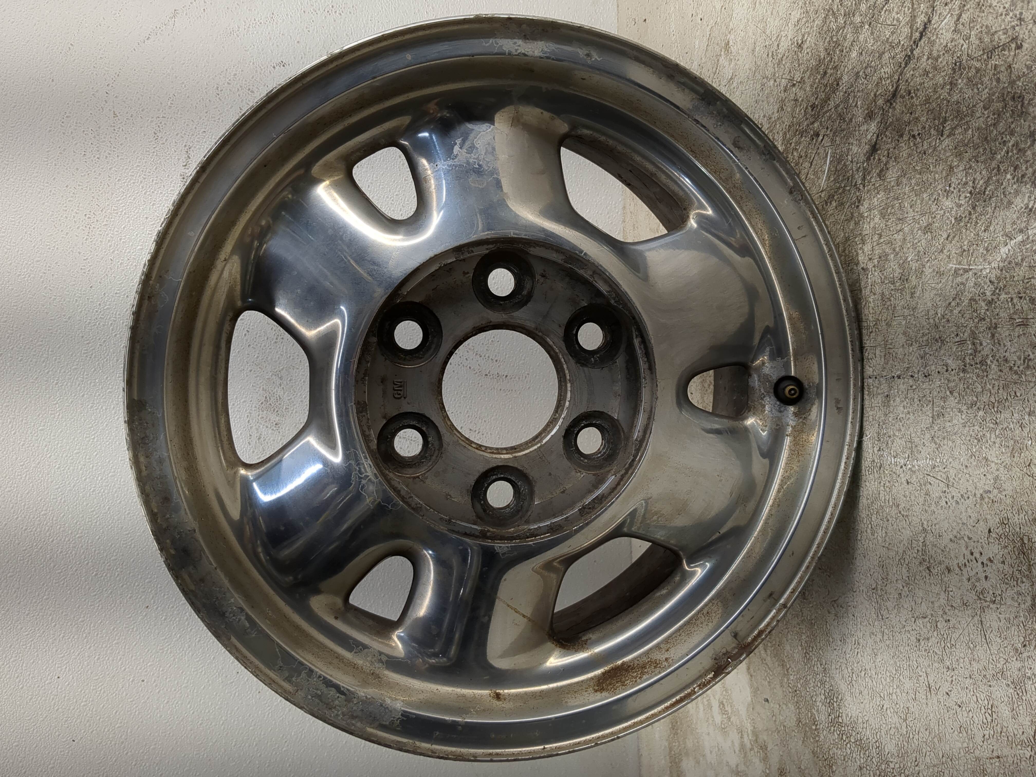 1999-2003 Gmc Sierra 1500 Oem Wheel Rim 1211561 - Oemusedautoparts1.com