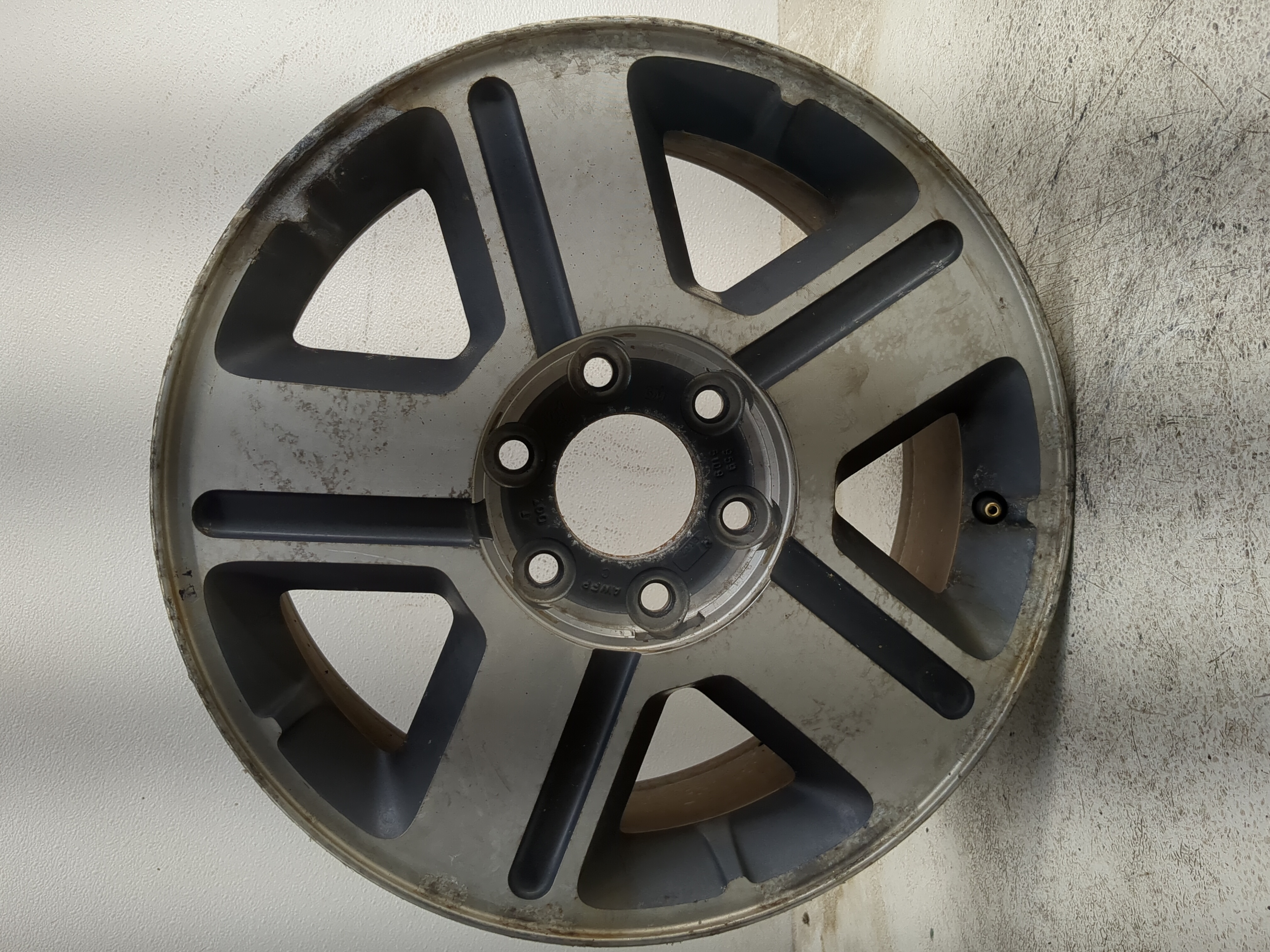 Picture of 2004-2009 Chevrolet Trailblazer Oem Wheel Rim 1212649