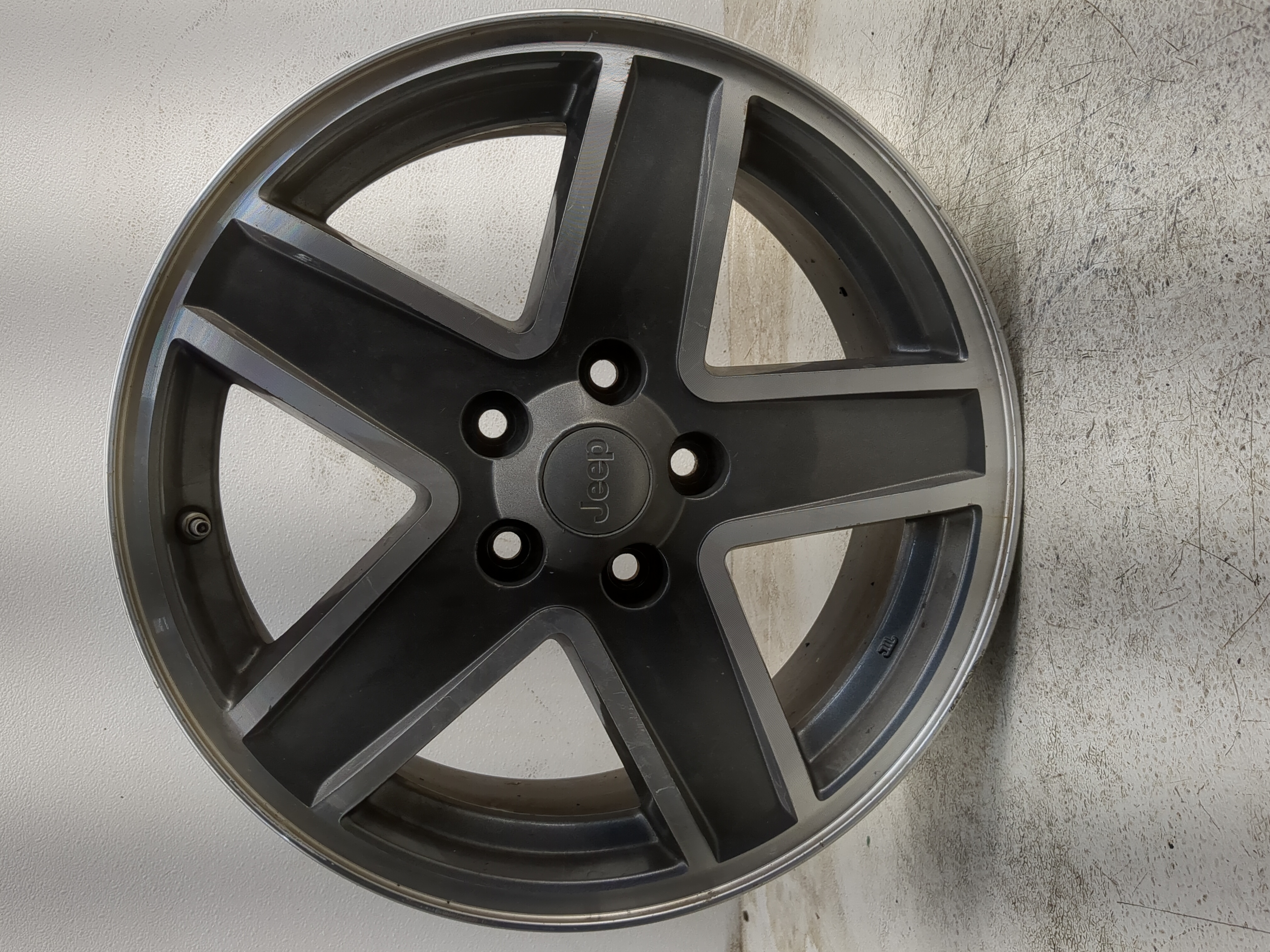 Picture of 2007-2010 Jeep Patriot Oem Wheel Rim 1213561