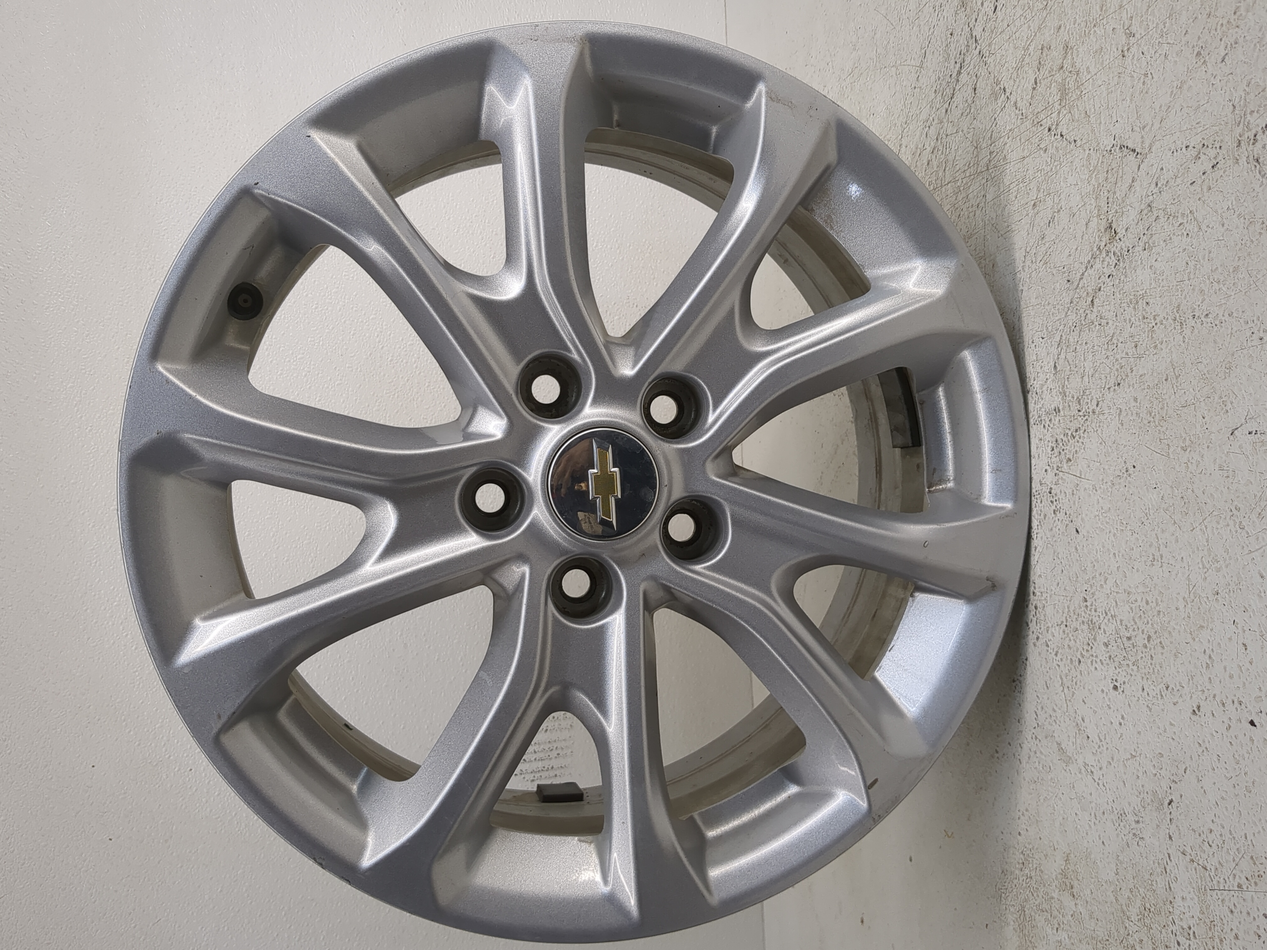 Picture of 2018-2021 Chevrolet Equinox Oem Wheel Rim 1215461