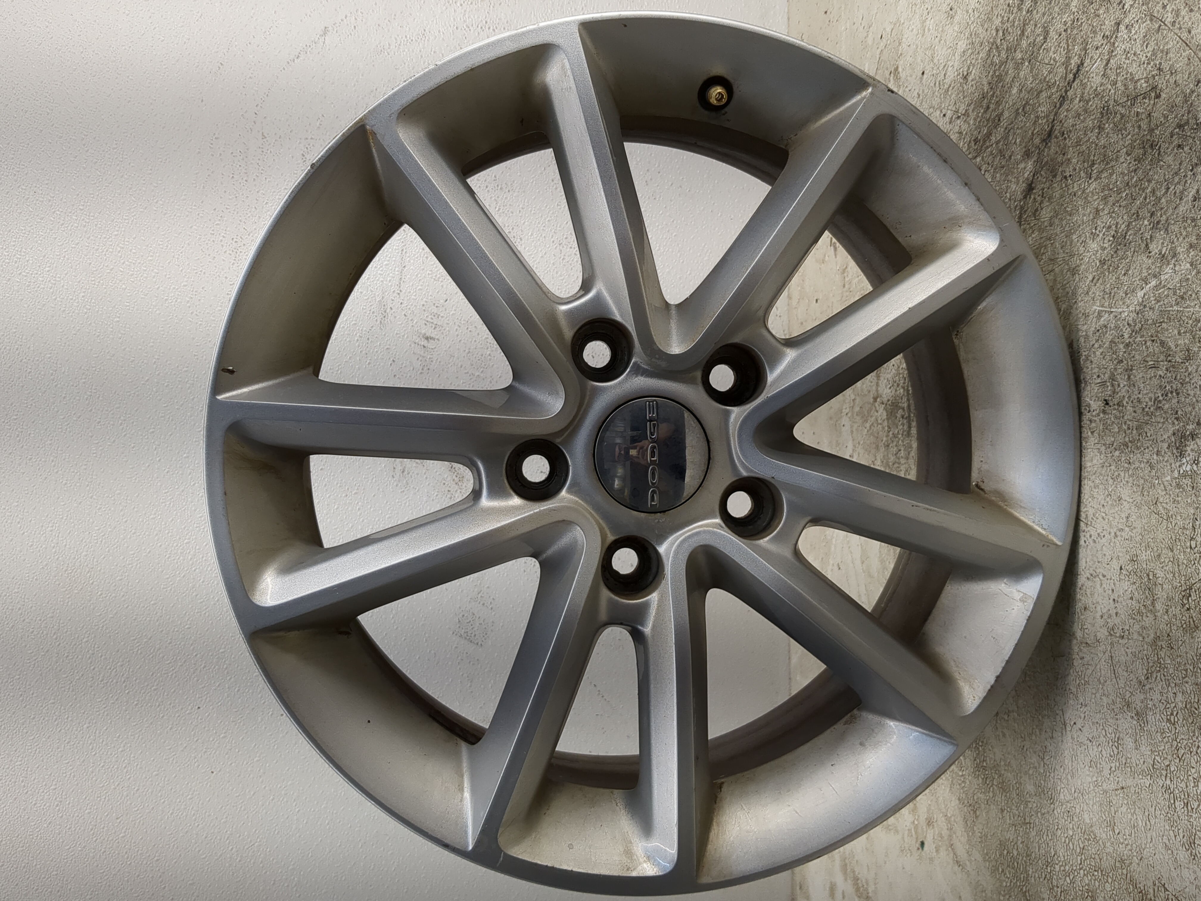 2013-2020 Dodge Grand Caravan Oem Wheel Rim 1215484 - Oemusedautoparts1.com