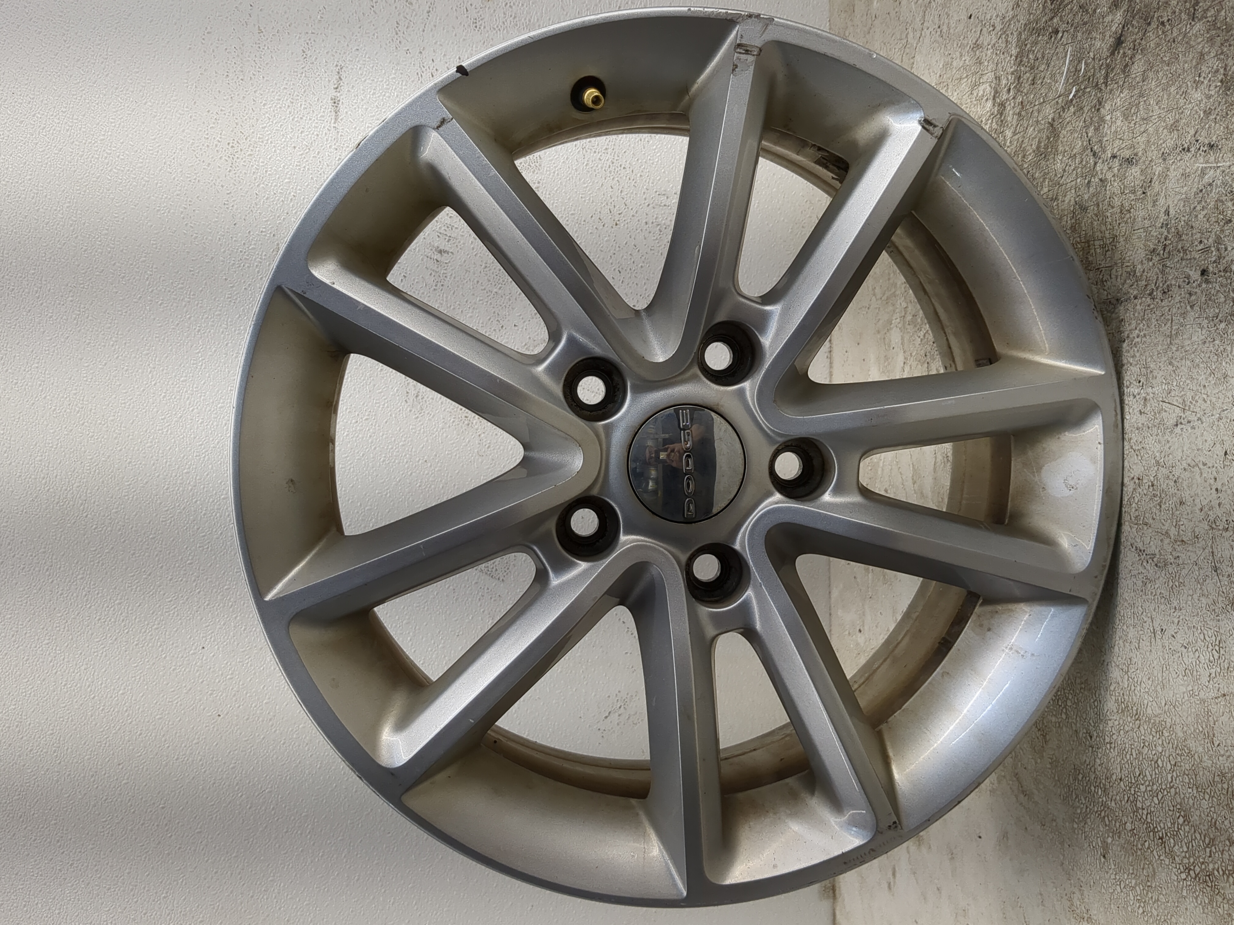 2013-2020 Dodge Grand Caravan Oem Wheel Rim 1215485 - Oemusedautoparts1.com