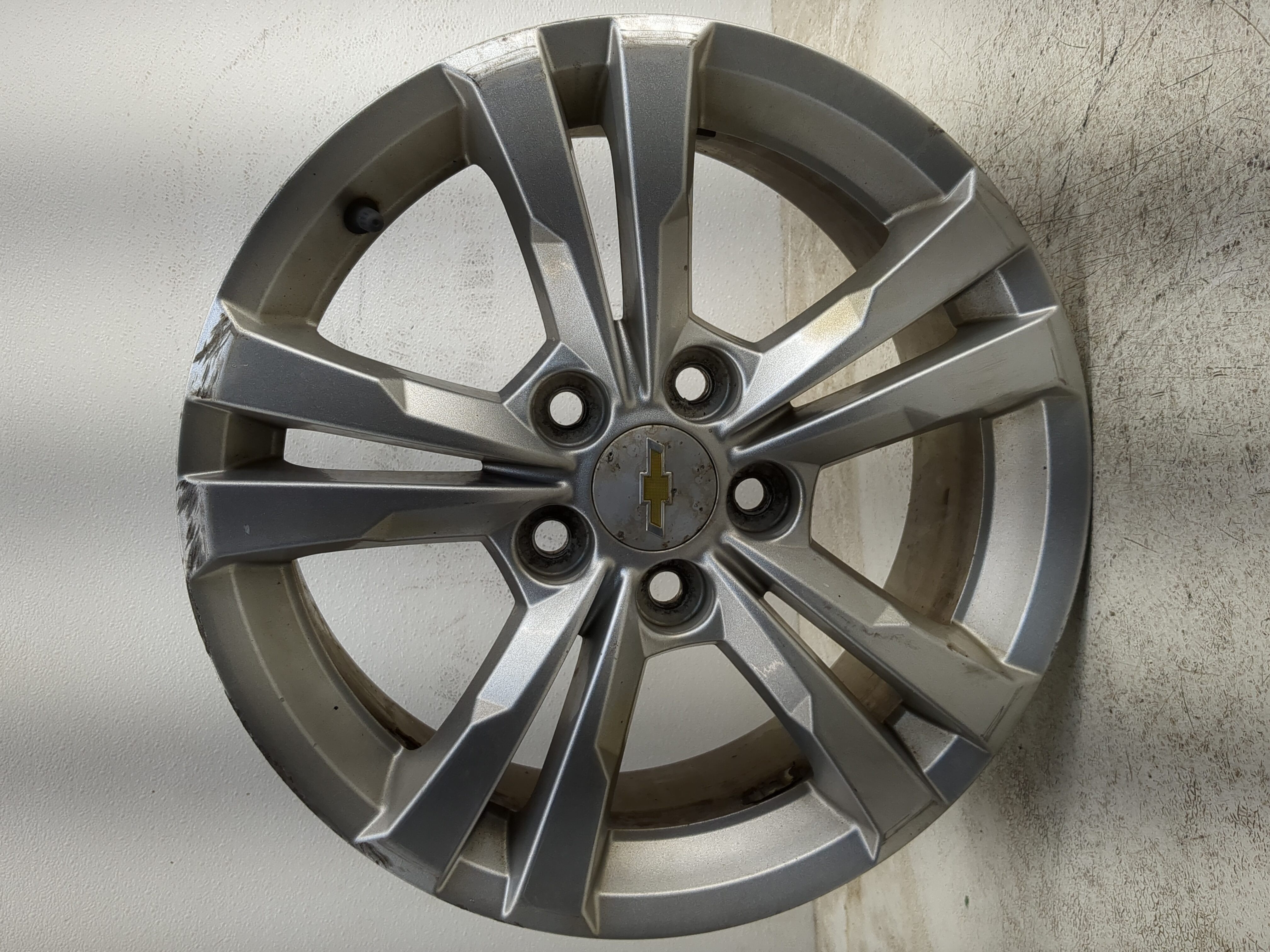 2010-2017 Chevrolet Equinox Oem Wheel Rim 1215497 - Oemusedautoparts1.com