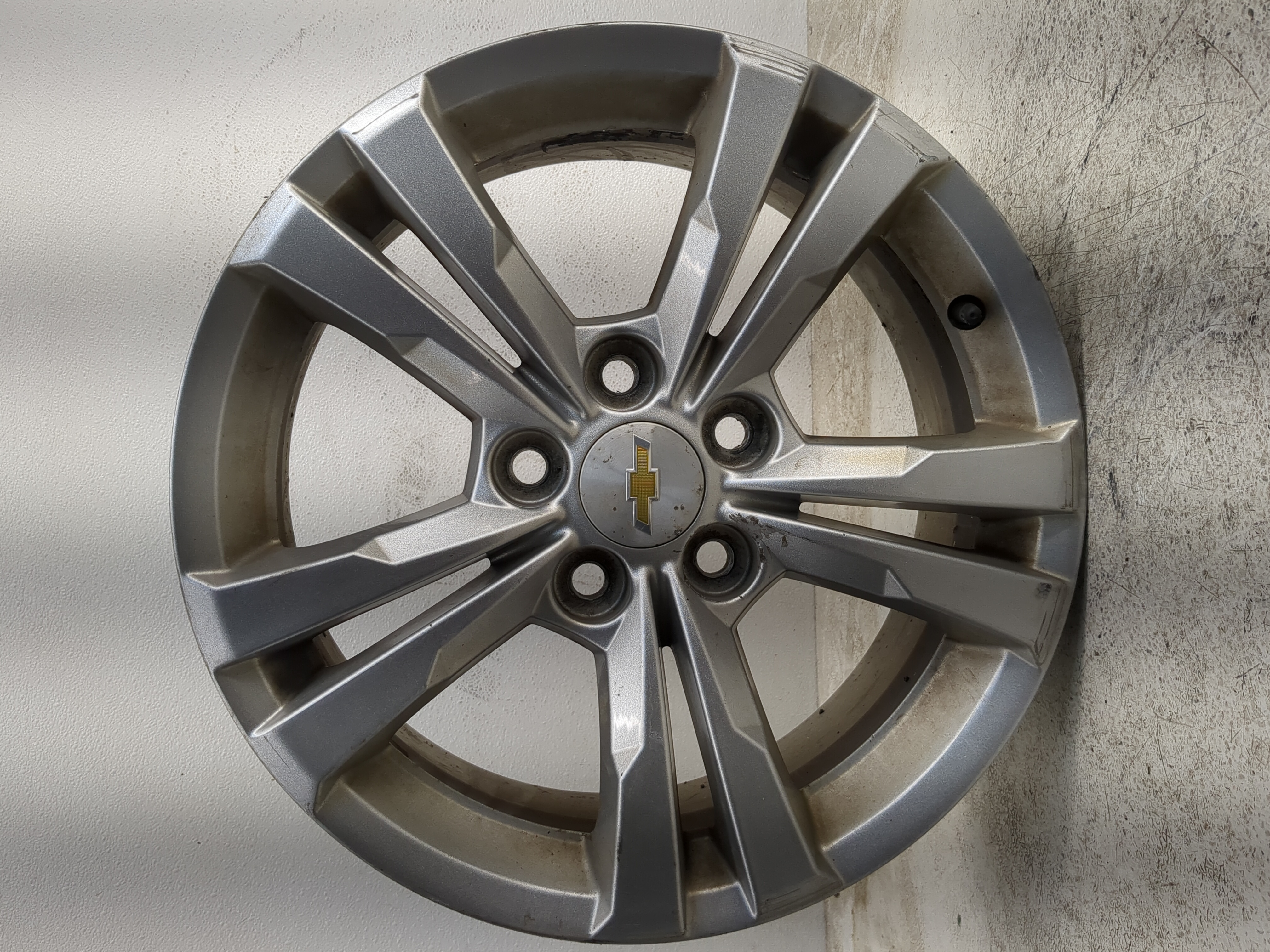 2010-2017 Chevrolet Equinox Oem Wheel Rim 1215498 - Oemusedautoparts1.com