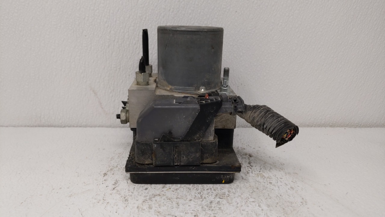 2017-2017 Chevrolet Traverse Abs Pump Control Module 121598 - Oemusedautoparts1.com