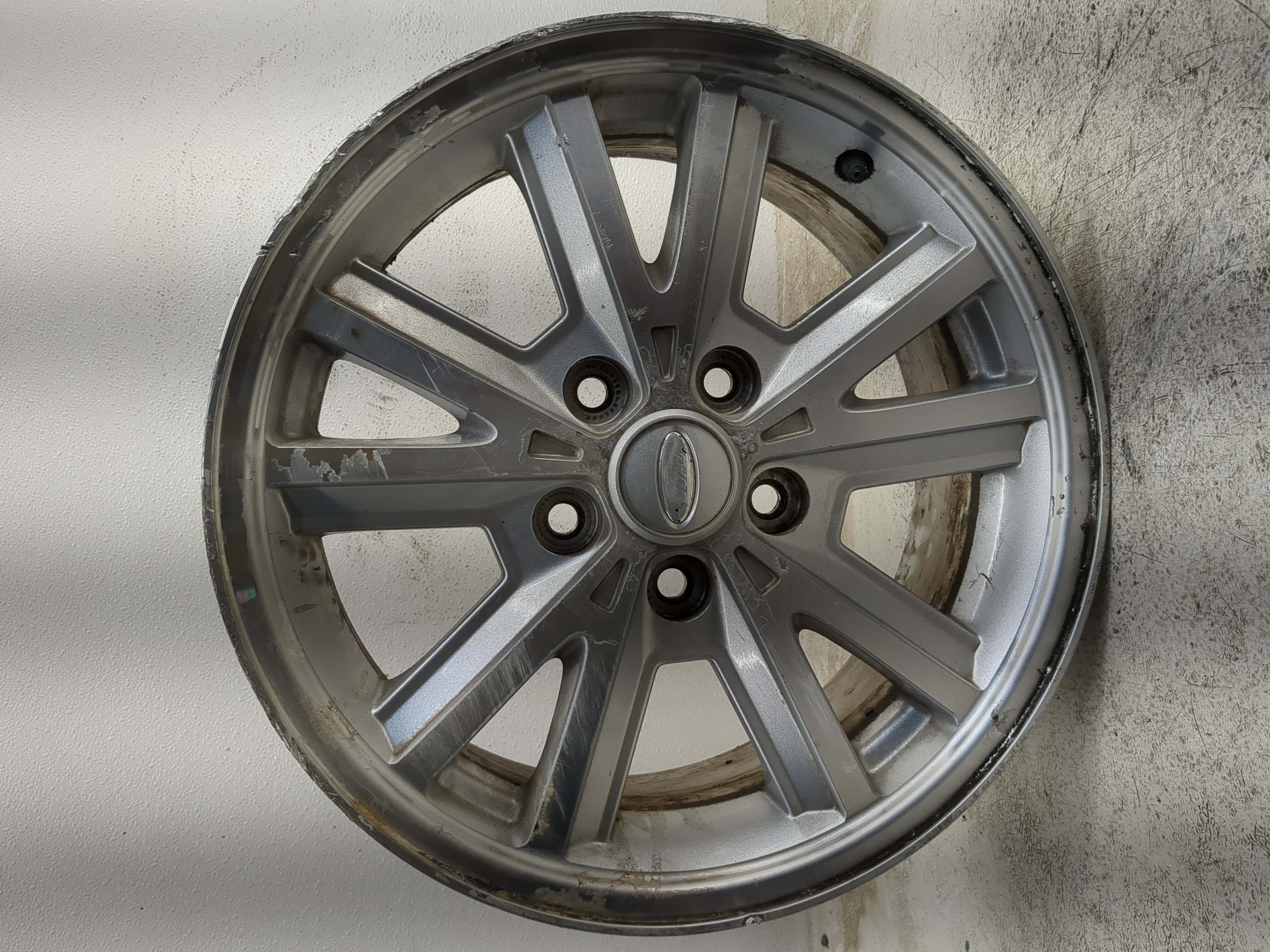 Picture of 2005-2009 Ford Mustang Oem Wheel Rim 1216553