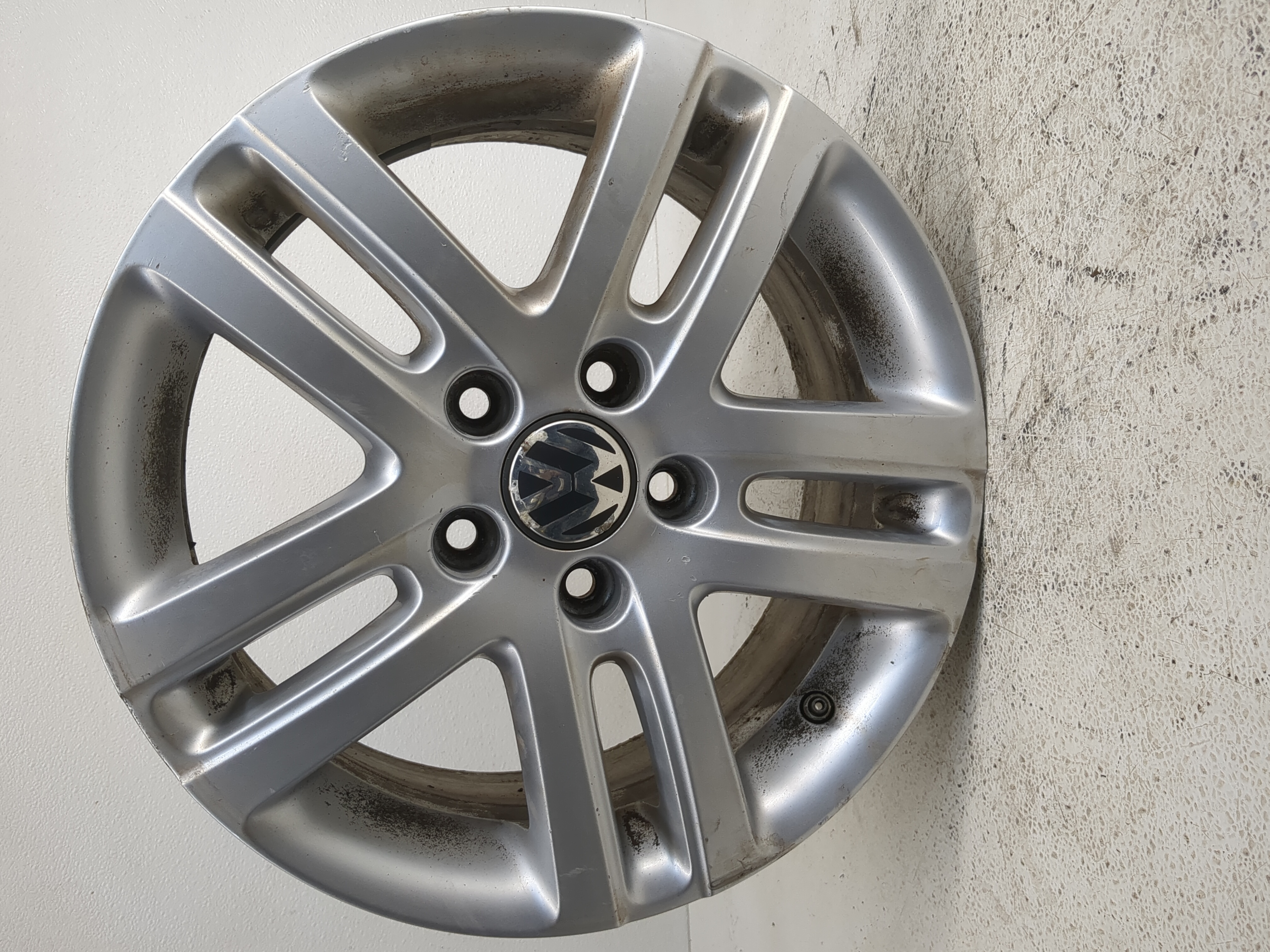 Picture of 2005-2014 Volkswagen Jetta Oem Wheel Rim 1218019