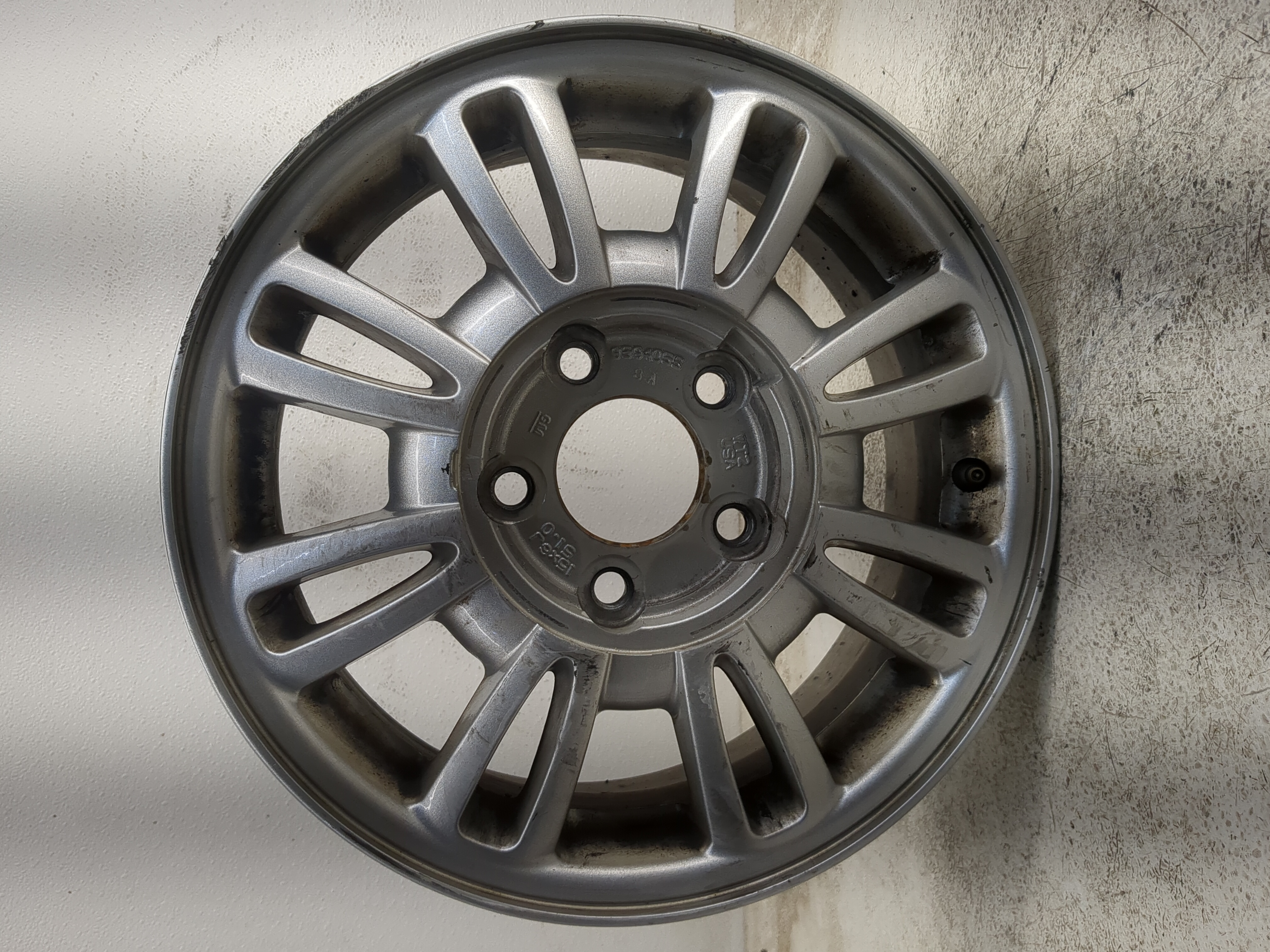 Picture of 2002-2005 Buick Lesabre Oem Wheel Rim 1218046