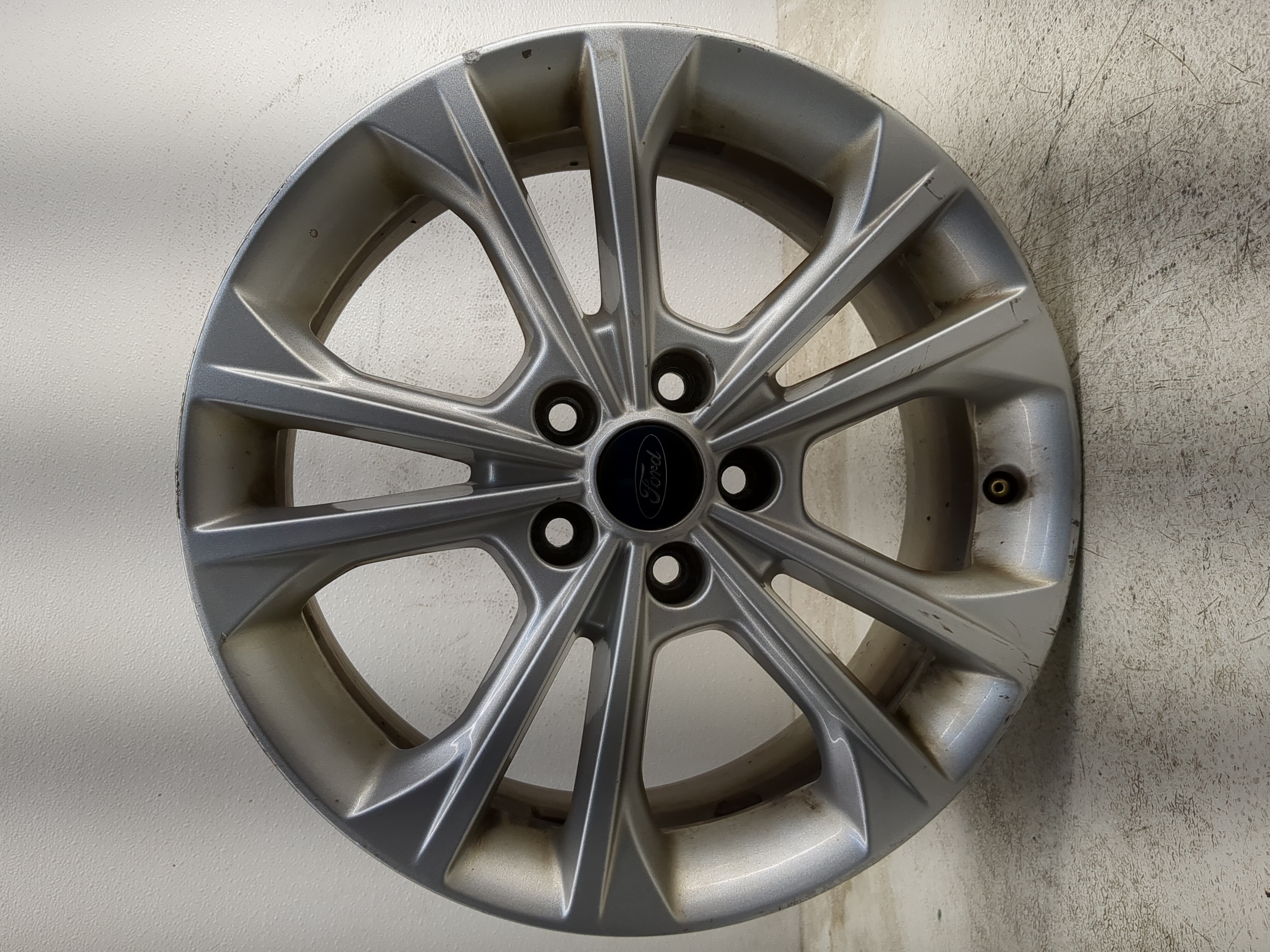 2017-2019 Ford Escape Oem Wheel Rim 1218884 - Oemusedautoparts1.com
