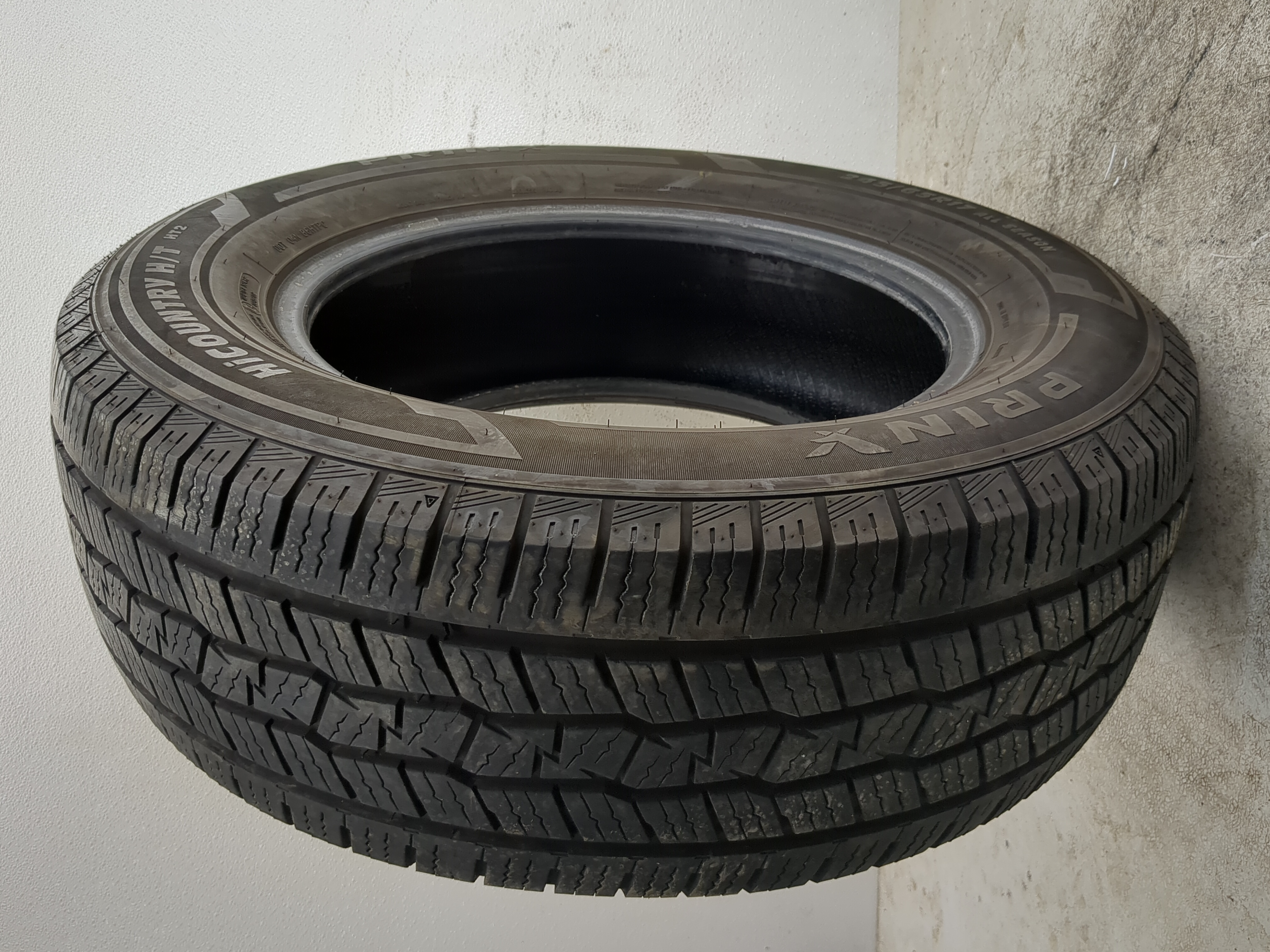 Picture of Used Tire 245/65R17 PRINX HICOUNTRY H/T HT2 107T - Tread Depth 9/32