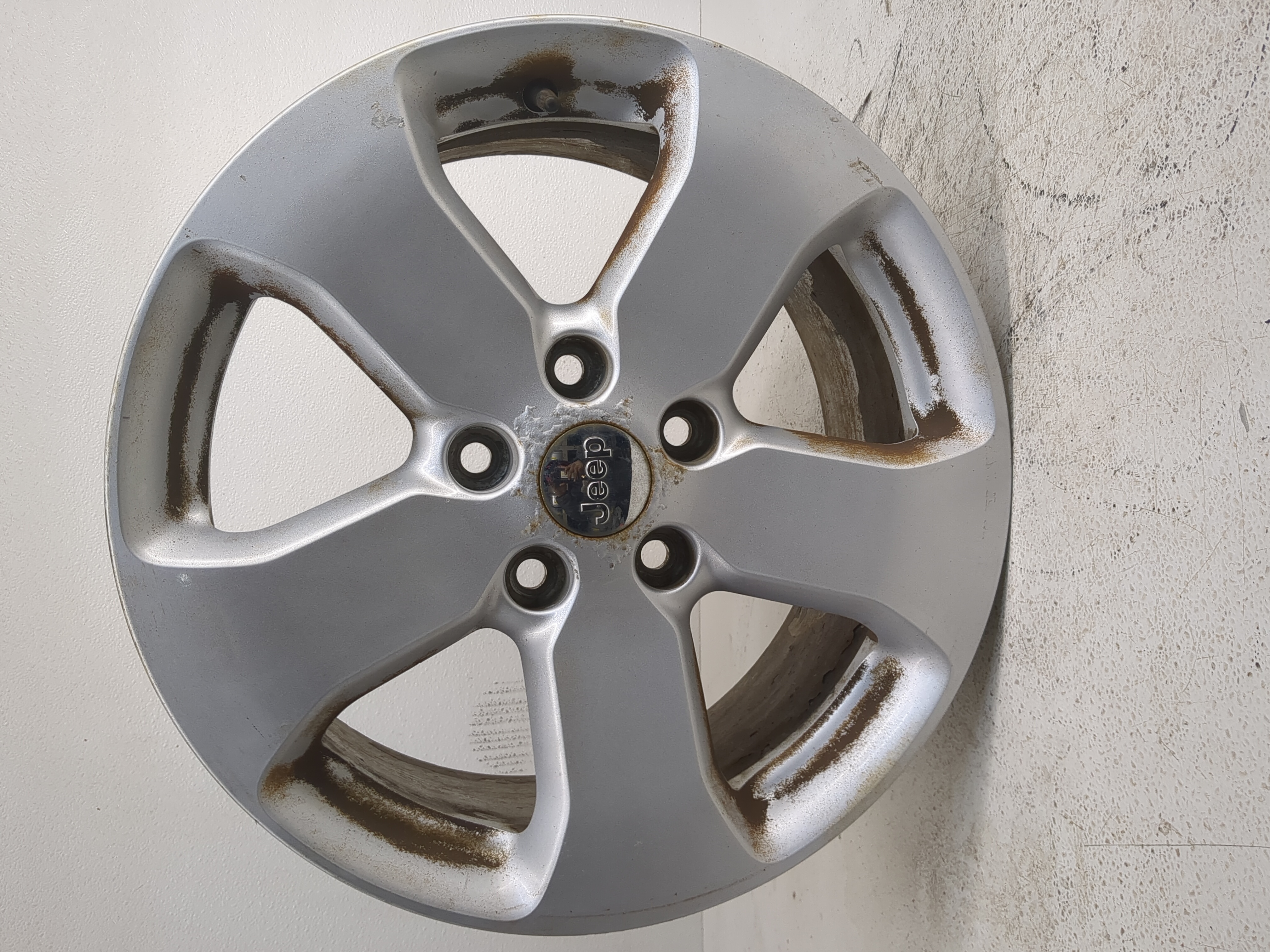 Picture of 2011-2013 Jeep Grand Cherokee Oem Wheel Rim 1221028