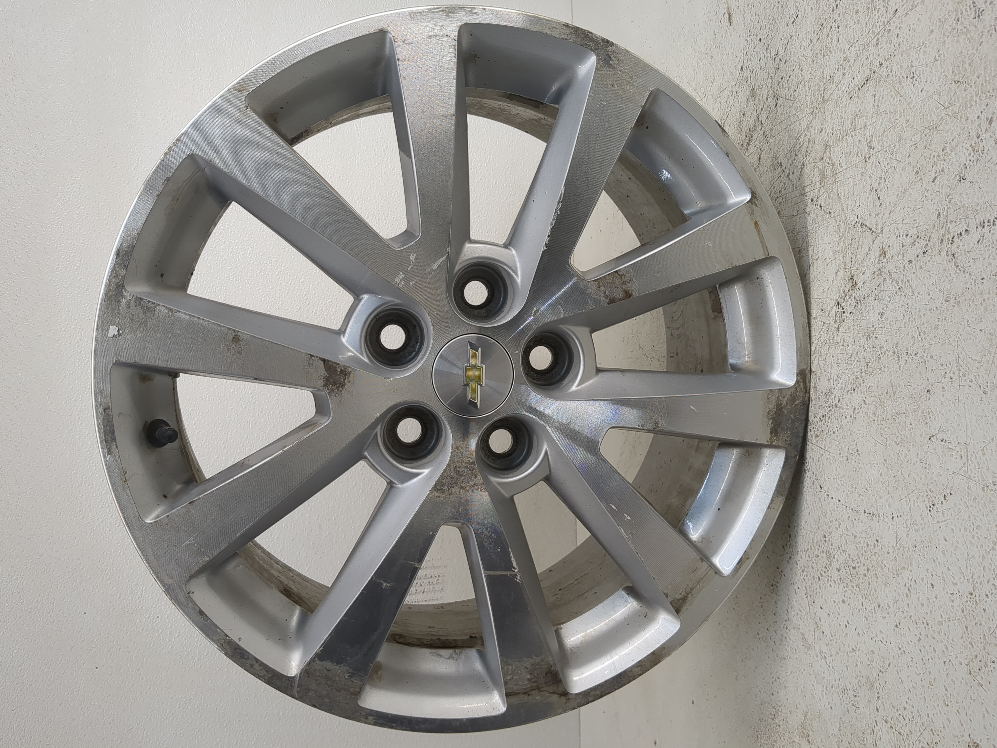 Picture of 2013-2016 Chevrolet Malibu Oem Wheel Rim 1223592
