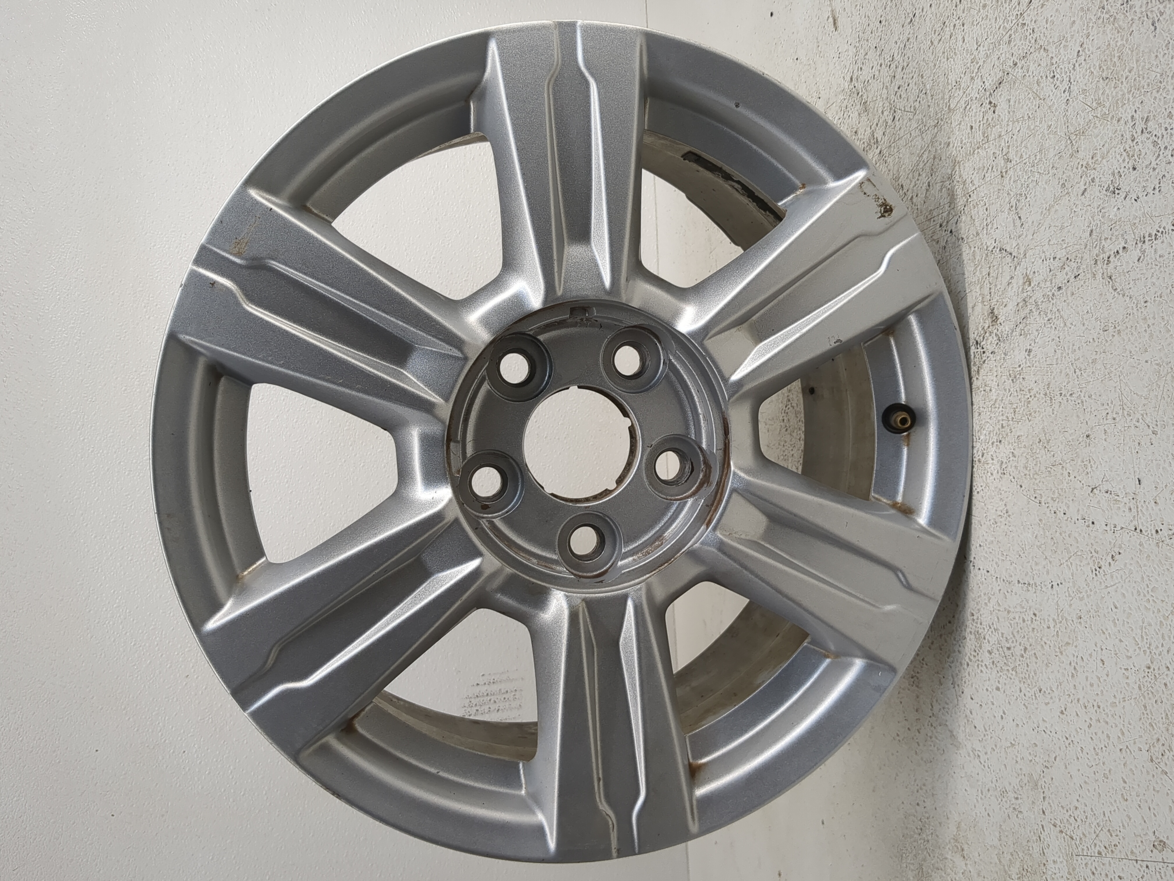 Picture of 2014-2017 Gmc Terrain Oem Wheel Rim 1224427