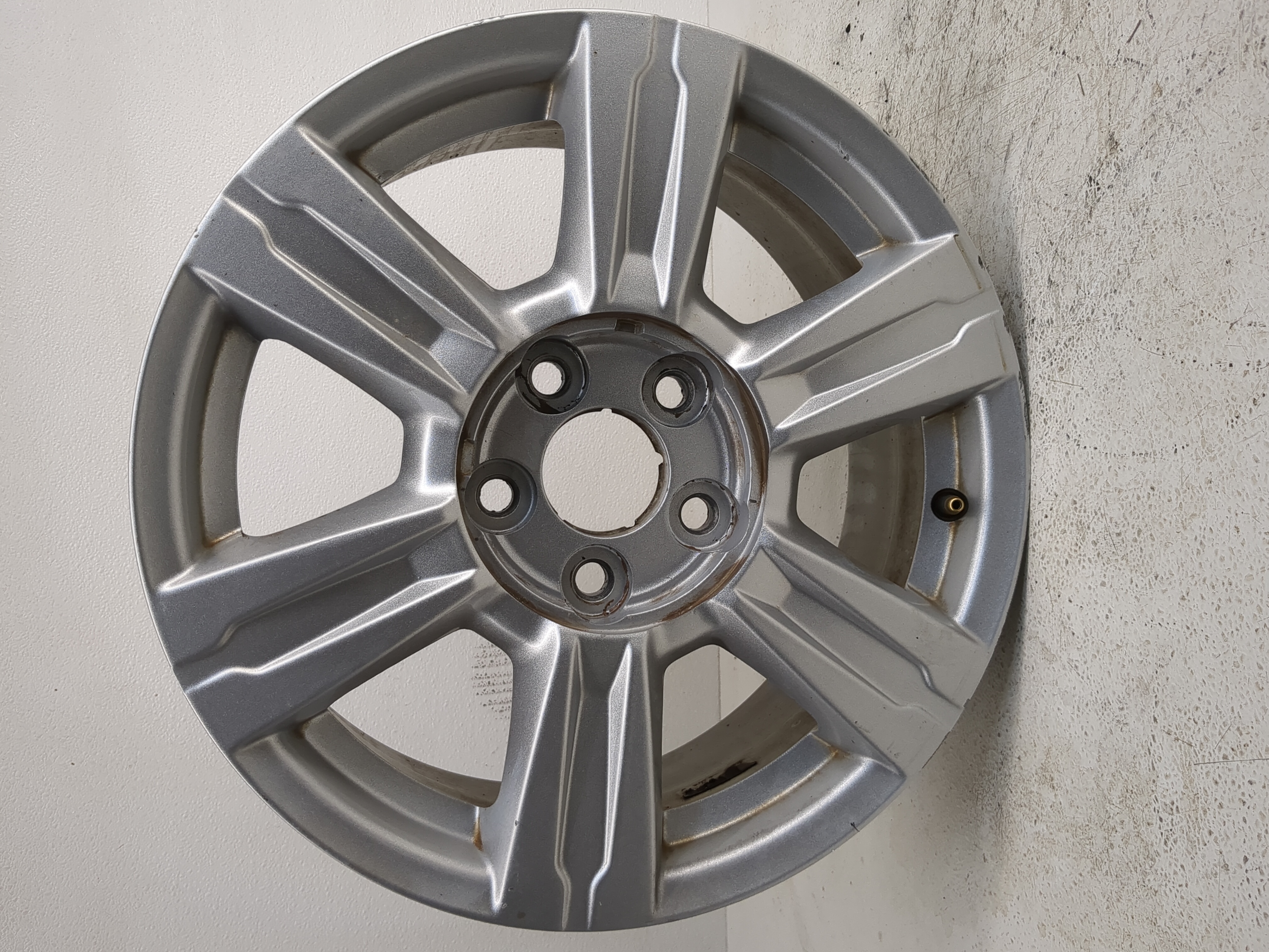 Picture of 2014-2017 Gmc Terrain Oem Wheel Rim 1224428