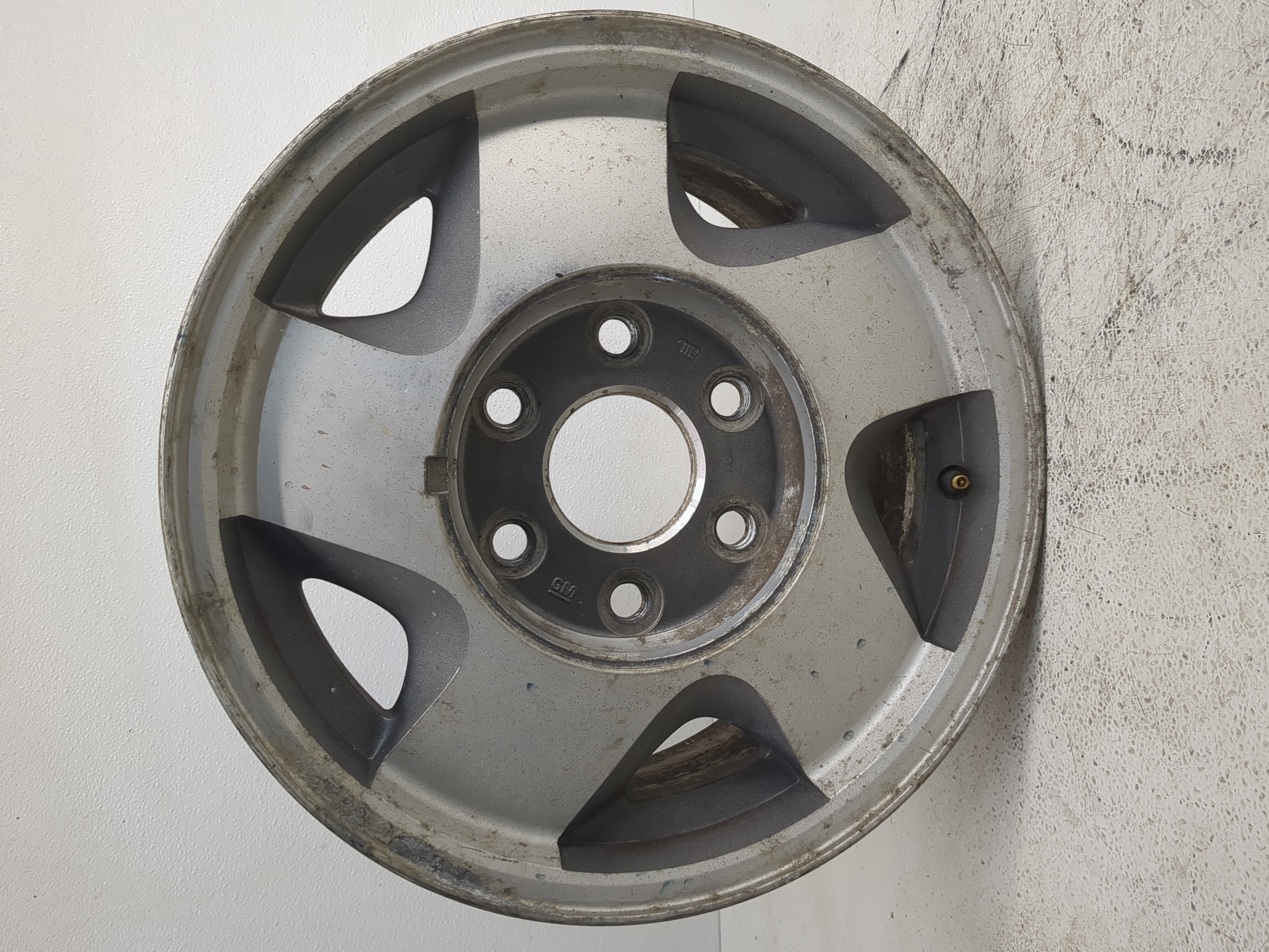 Chevrolet K1500 Oem Wheel Rim 1227720 - Oemusedautoparts1.com