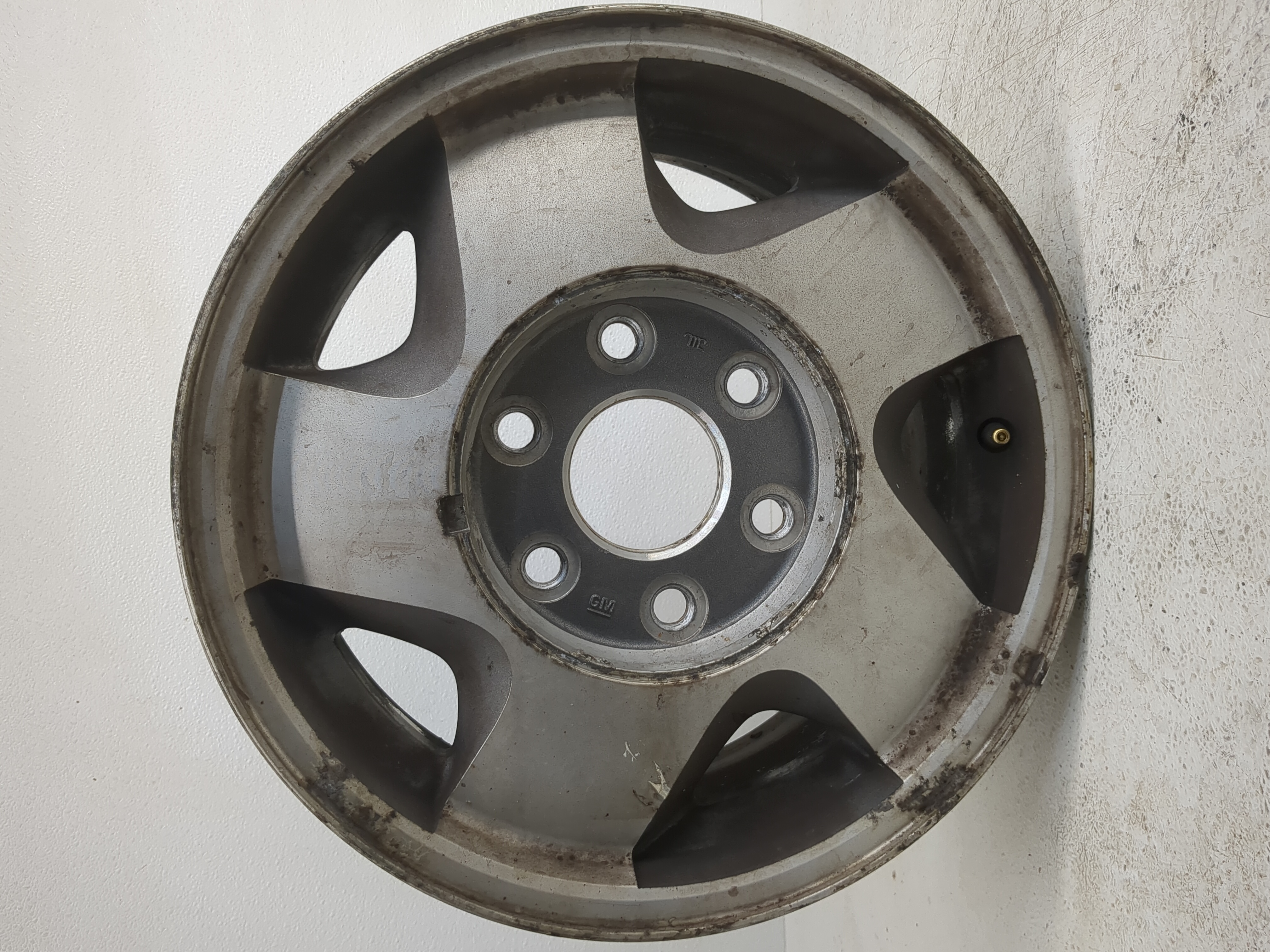 Chevrolet K1500 Oem Wheel Rim 1227726 - Oemusedautoparts1.com