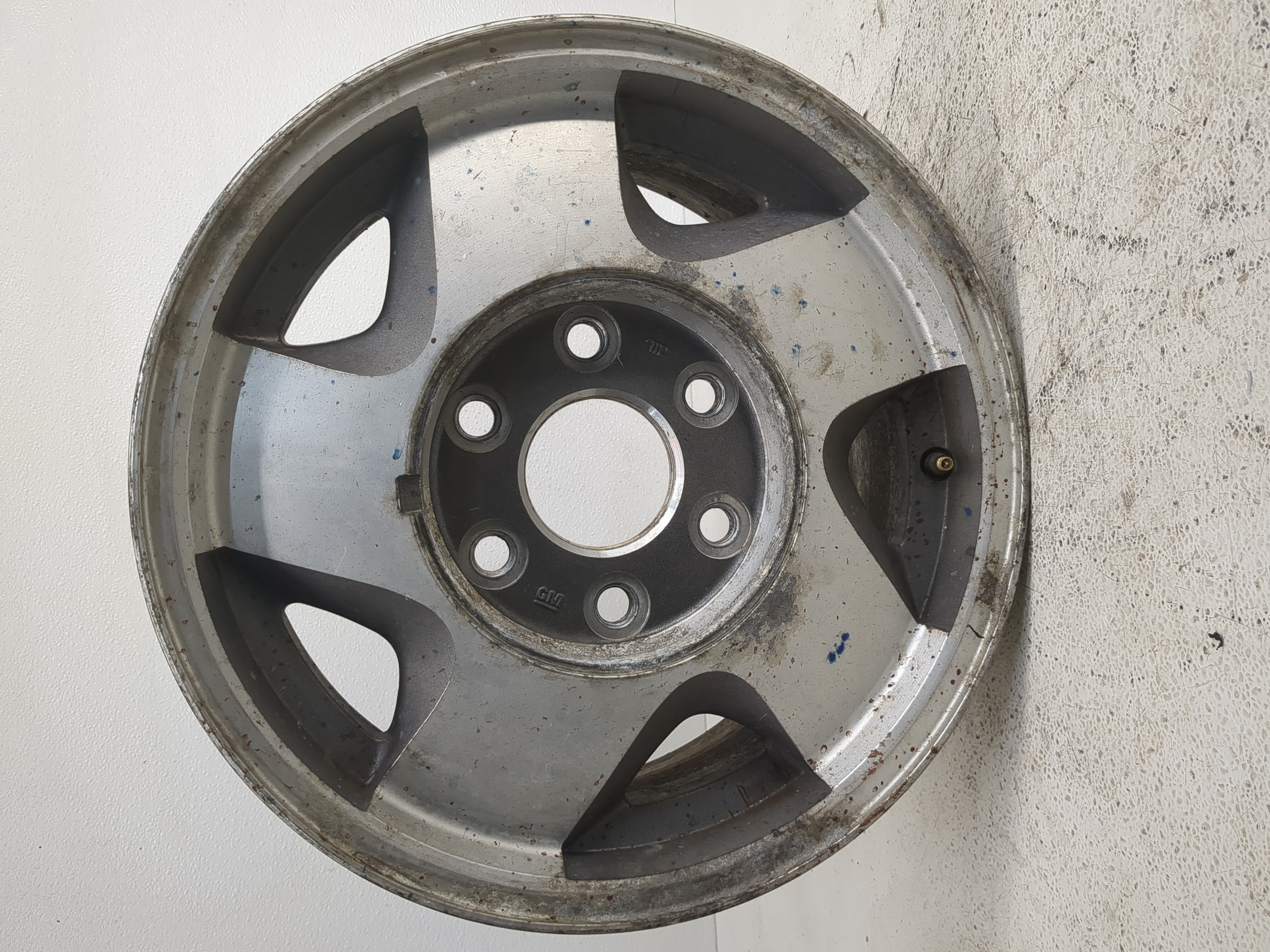 Chevrolet K1500 Oem Wheel Rim 1227727 - Oemusedautoparts1.com