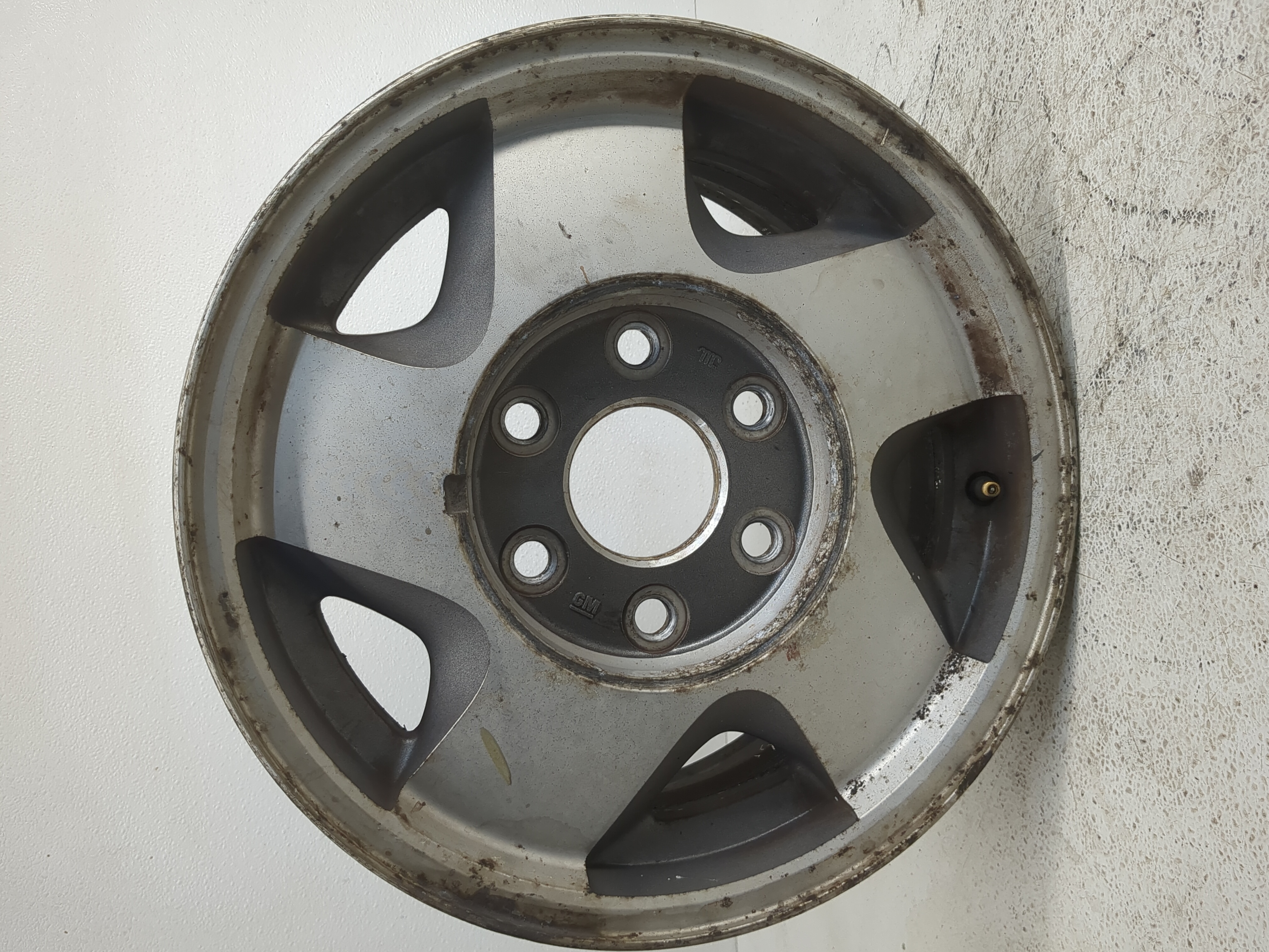 Chevrolet K1500 Oem Wheel Rim 1227729 - Oemusedautoparts1.com