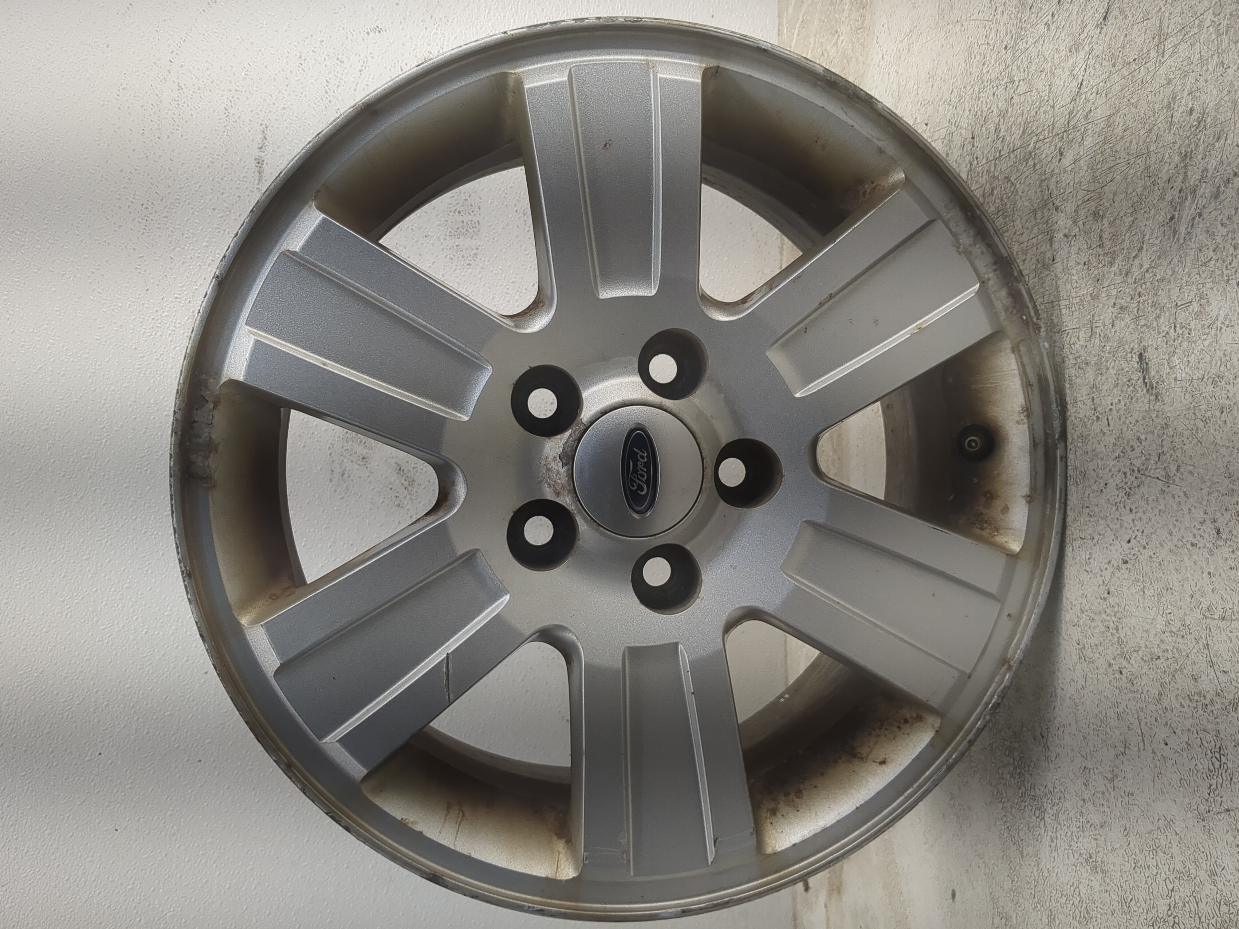 2006-2006 Ford Explorer Oem Wheel Rim 1227733 - Oemusedautoparts1.com