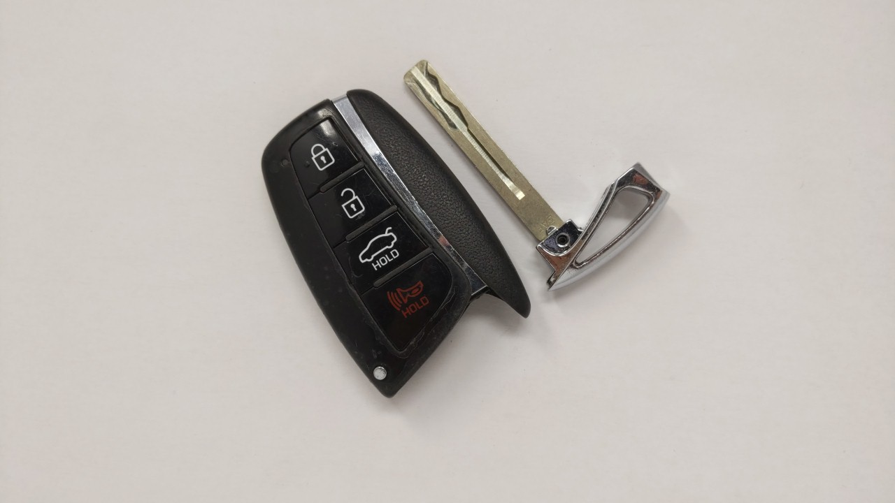 Picture of Hyundai Equus Keyless Entry Remote Fob Sy5dmfna433 4 Buttons 130071