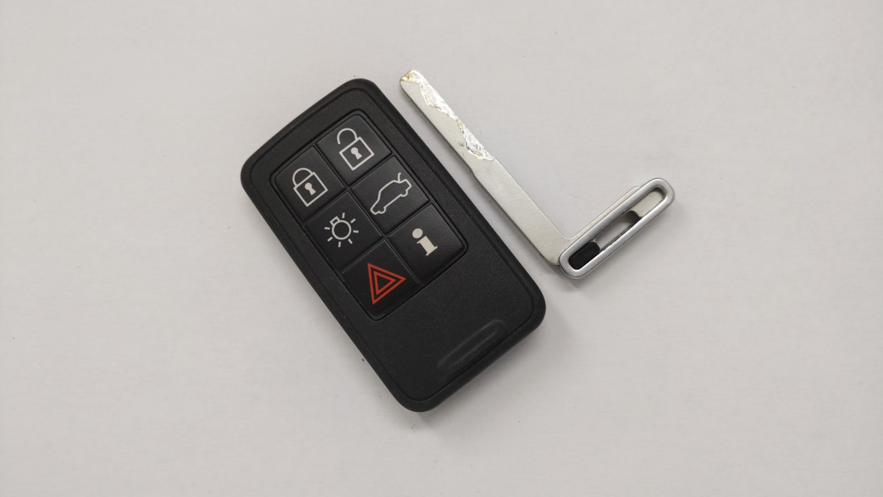 Volvo Keyless Entry Remote Fob Kr55wk49266 5wk49269 30659617 6 Buttons 131552 - Oemusedautoparts1.com