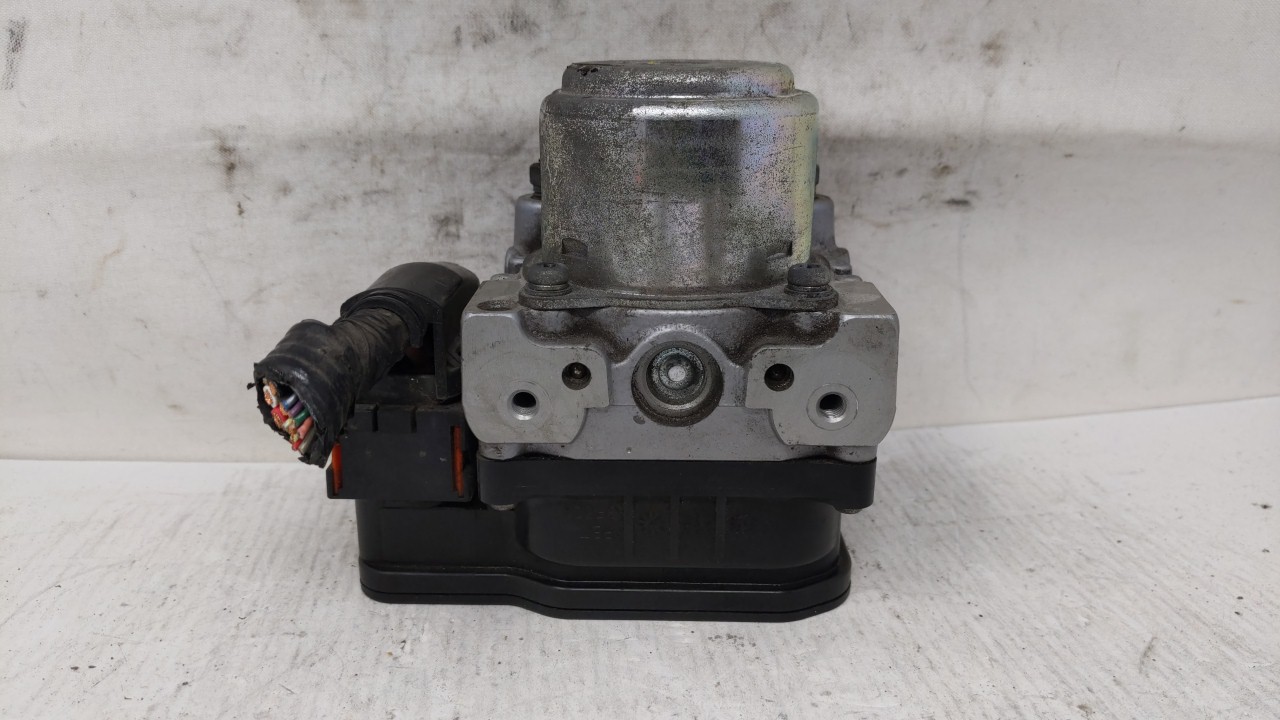 Picture of Honda Civic Throttle Body 137508