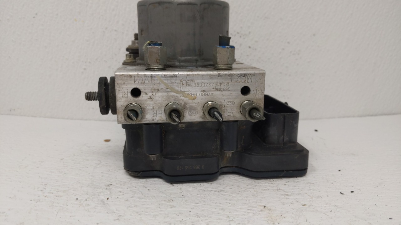 Picture of 2017-2018 Nissan Altima Abs Pump Control Module 137994