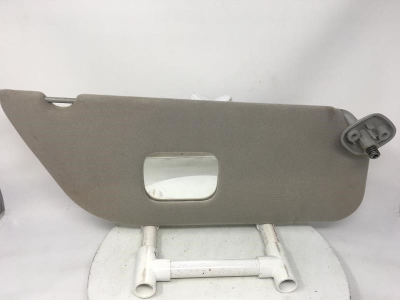 1998 Ford F-250 Passenger Right Sun Visor Sunvisor 14054 - Oemusedautoparts1.com