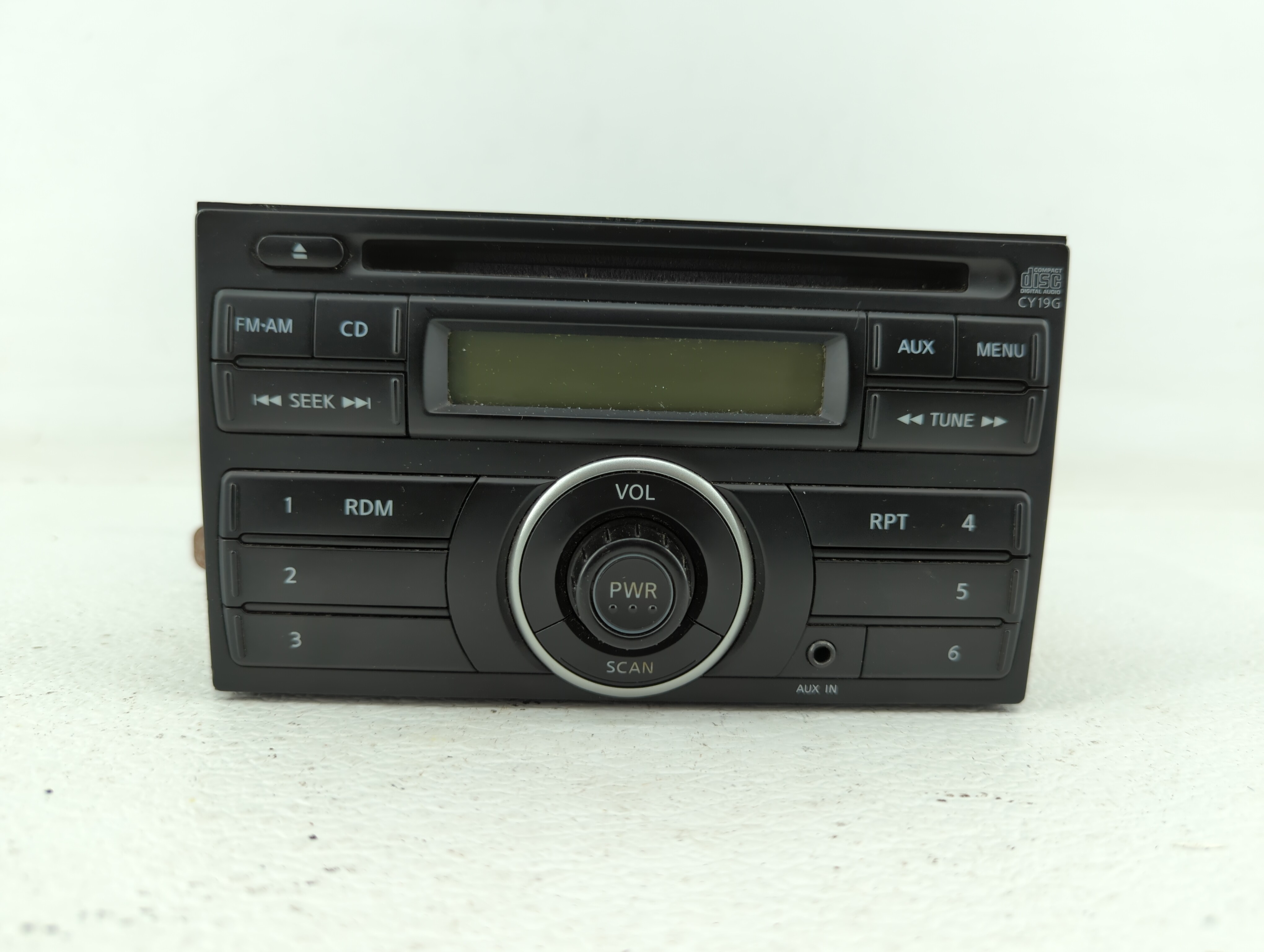 Picture of 2012-2014 Nissan Versa Am Fm Cd Player Radio Receiver 147947