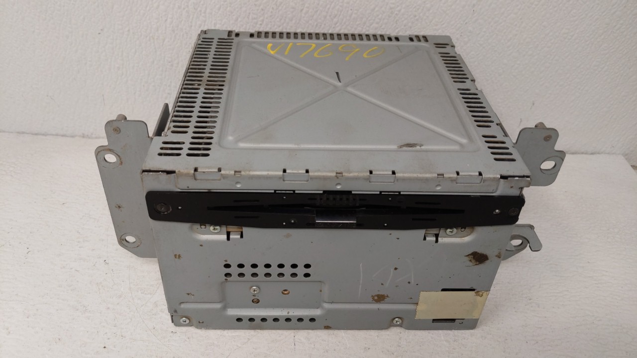 Picture of 2010-2012 Ford Fusion Am Fm Cd Player Radio Receiver 150222