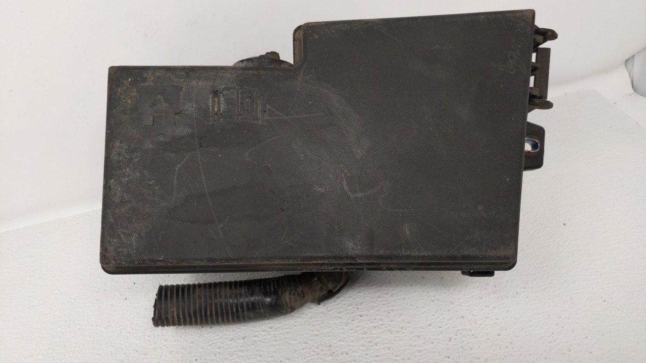 Picture of 2007-2009 Mazda Cx-7 Fusebox Fuse Box Relay Module 152338