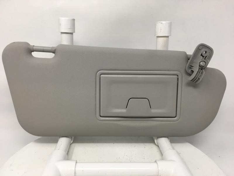2005 Mazda 3 Passenger Sun Visor Mirror Right Sunvisor 15261 - Oemusedautoparts1.com