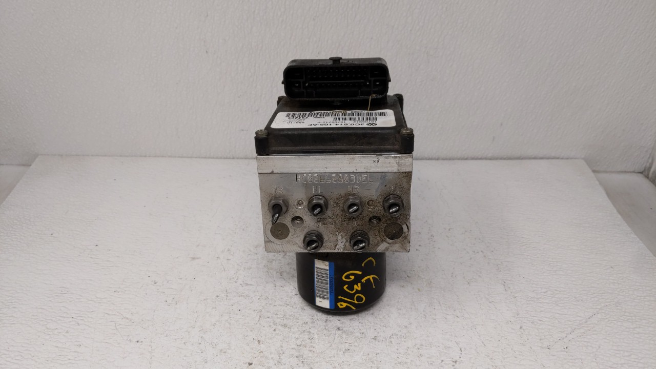 2009-2011 Volkswagen Cc Abs Pump Control Module 156015 - Oemusedautoparts1.com