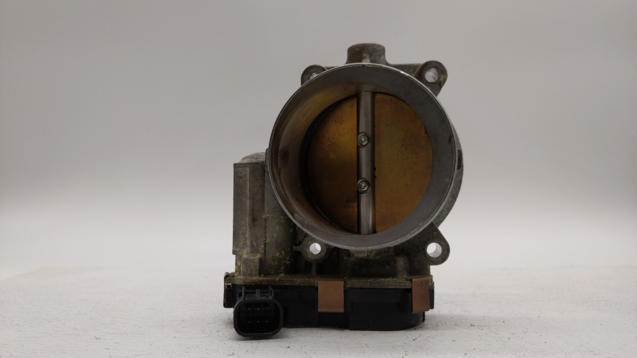 Picture of 2006-2011 Cadillac Dts Throttle Body 156476