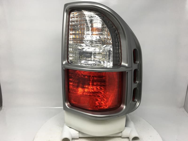 Picture of 2002 Isuzu Rodeo Passenger Right Side Tail Light Taillight Oem 15960