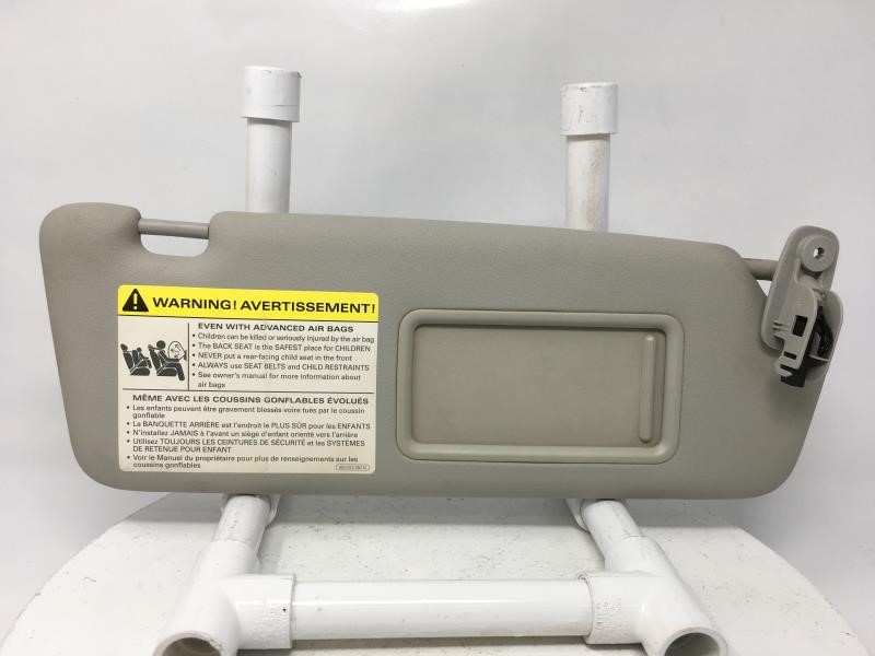 Picture of 2006 Audi S4 Passenger Right Sun Visor Sunvisor 16282